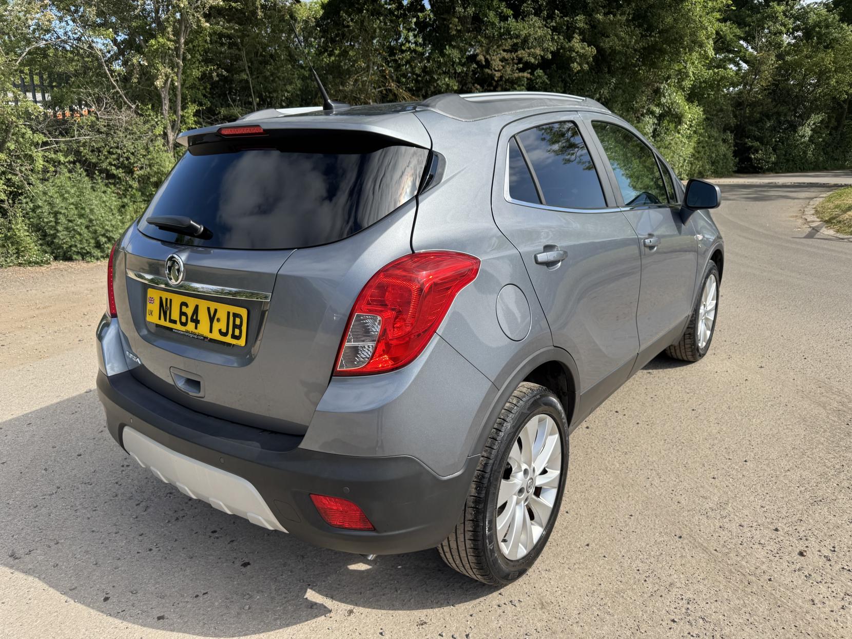 Vauxhall Mokka 1.6 SE SUV 5dr Petrol Manual 2WD Euro 5 (s/s) (115 ps)