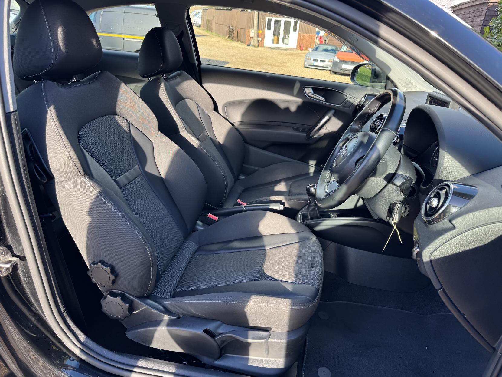 Audi A1 1.6 TDI Sport Hatchback 3dr Diesel Manual Euro 5 (s/s) (105 ps)