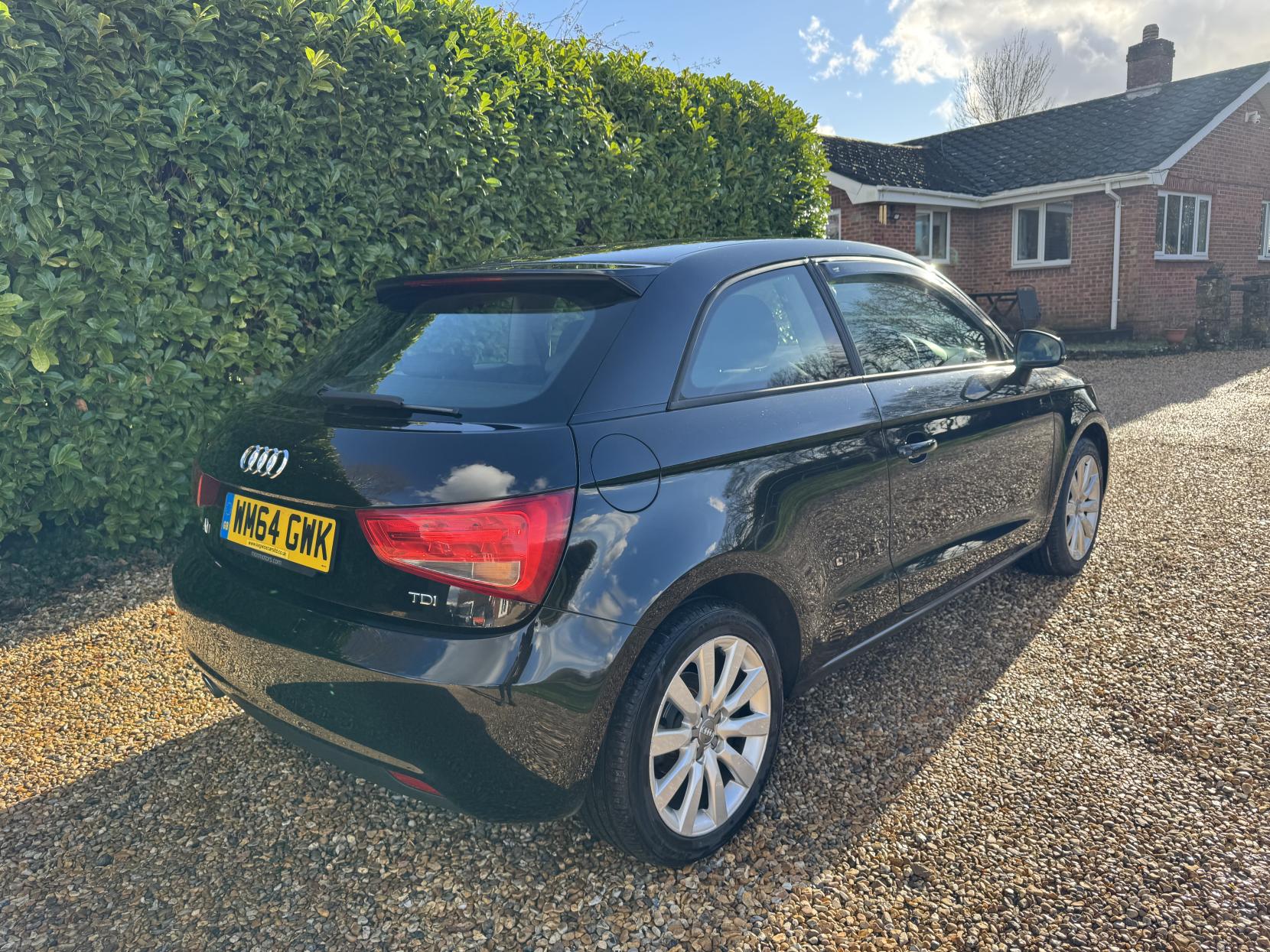 Audi A1 1.6 TDI Sport Hatchback 3dr Diesel Manual Euro 5 (s/s) (105 ps)