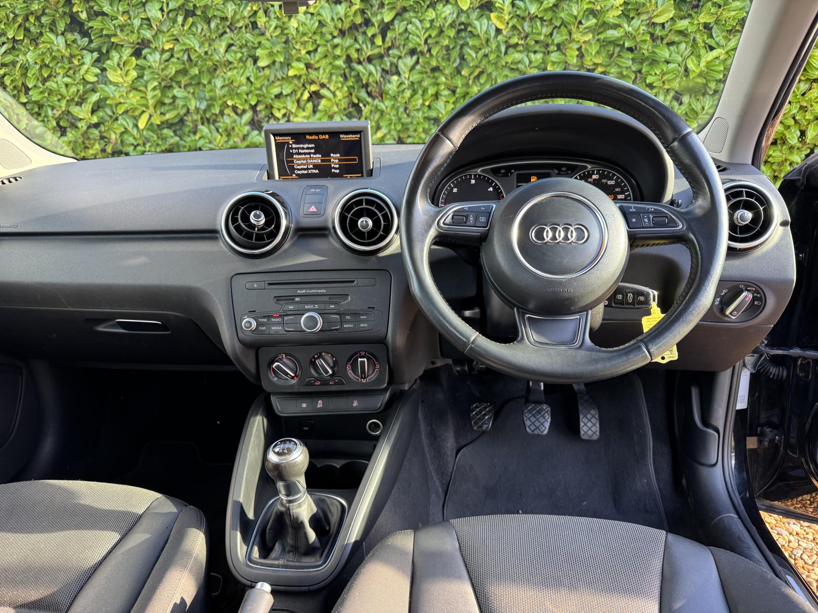 Audi A1 1.6 TDI Sport Hatchback 3dr Diesel Manual Euro 5 (s/s) (105 ps)