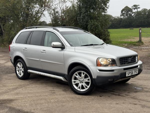 Volvo XC90 2.4 D5 SE SUV 5dr Diesel Geartronic AWD (239 g/km, 182 bhp)