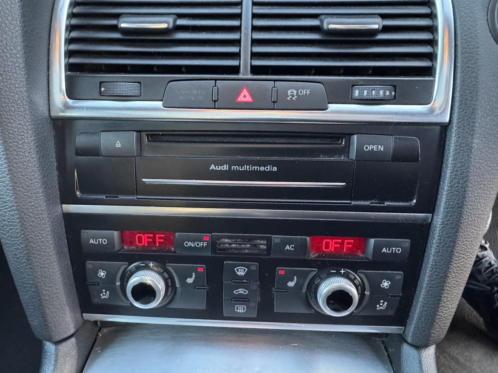 Audi Q7 3.0 TDI V6 S line Plus SUV 5dr Diesel Tiptronic quattro Euro 5 (s/s) (245 ps)