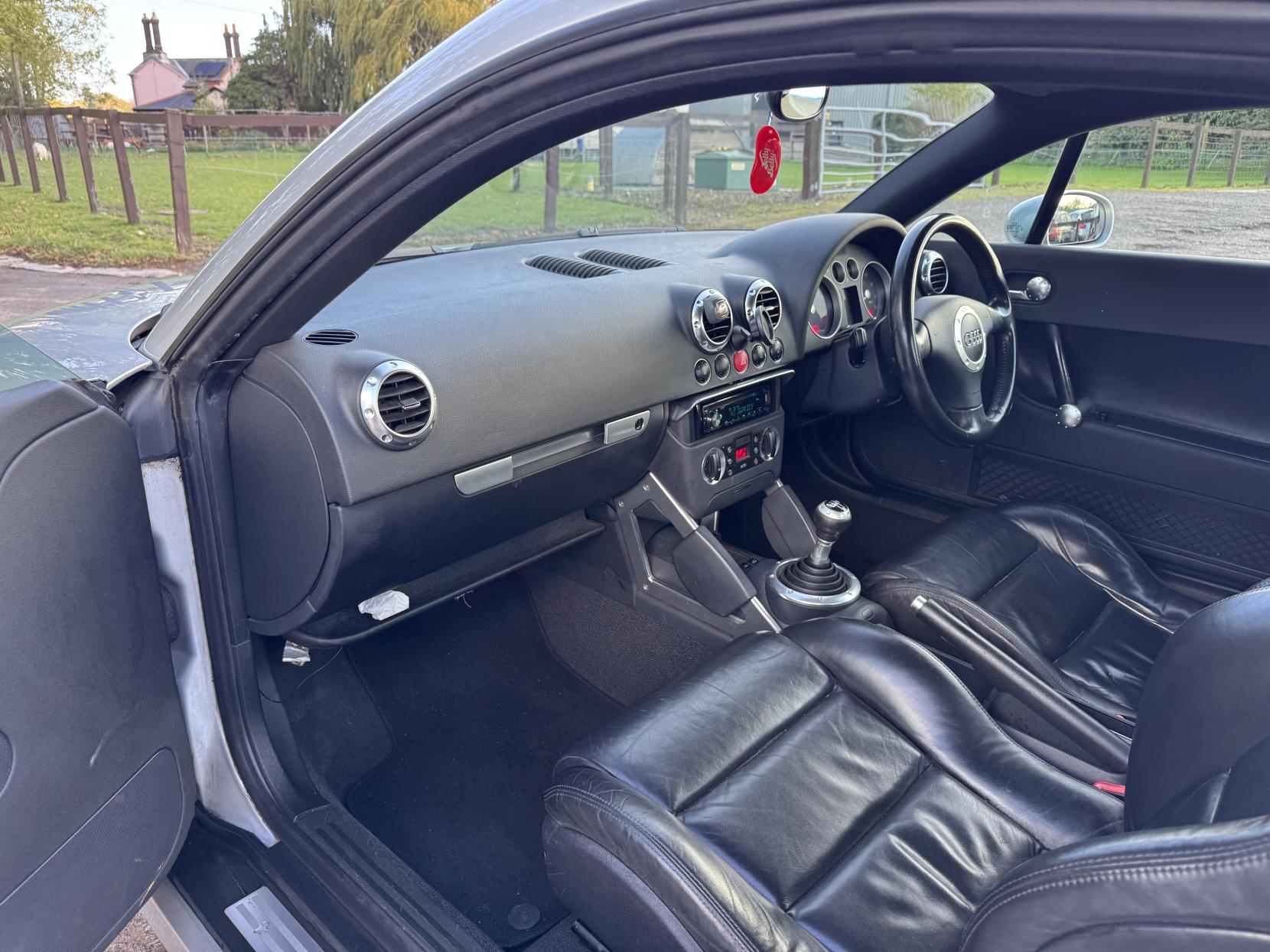 Audi TT 1.8 Coupe 2dr Petrol Manual (194 g/km, 180 bhp)