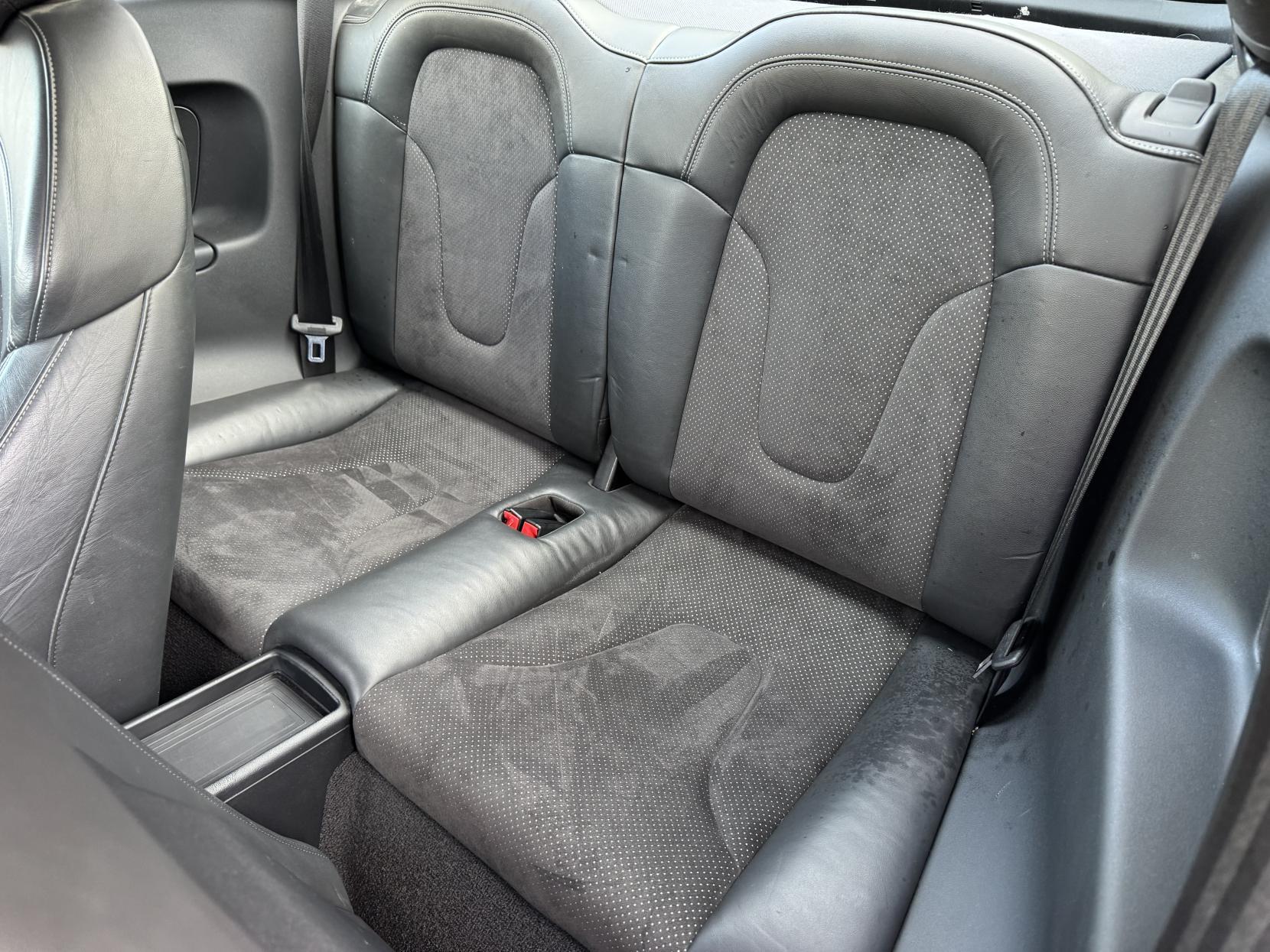 Audi TT 1.8 TFSI S line Coupe 3dr Petrol S Tronic Euro 5 (160 ps)