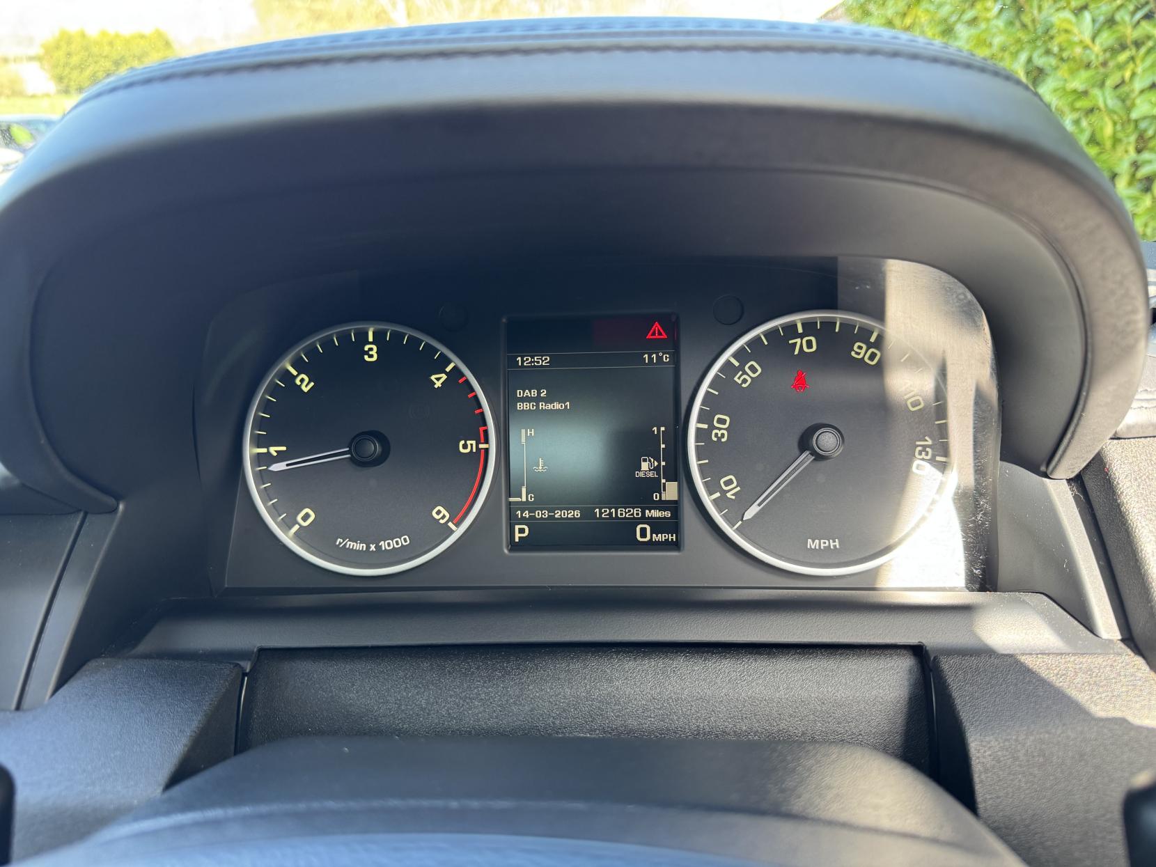 Land Rover Discovery 4 3.0 SD V6 Landmark SUV 5dr Diesel Auto 4WD Euro 6 (s/s) (256 bhp)