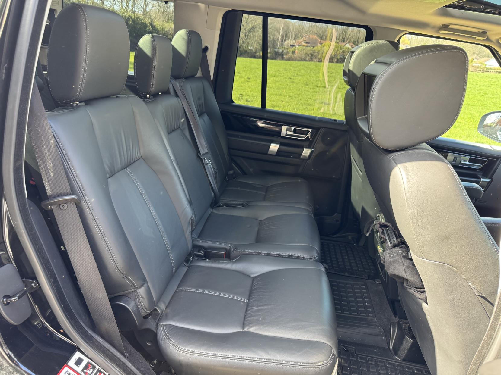 Land Rover Discovery 4 3.0 SD V6 Landmark SUV 5dr Diesel Auto 4WD Euro 6 (s/s) (256 bhp)