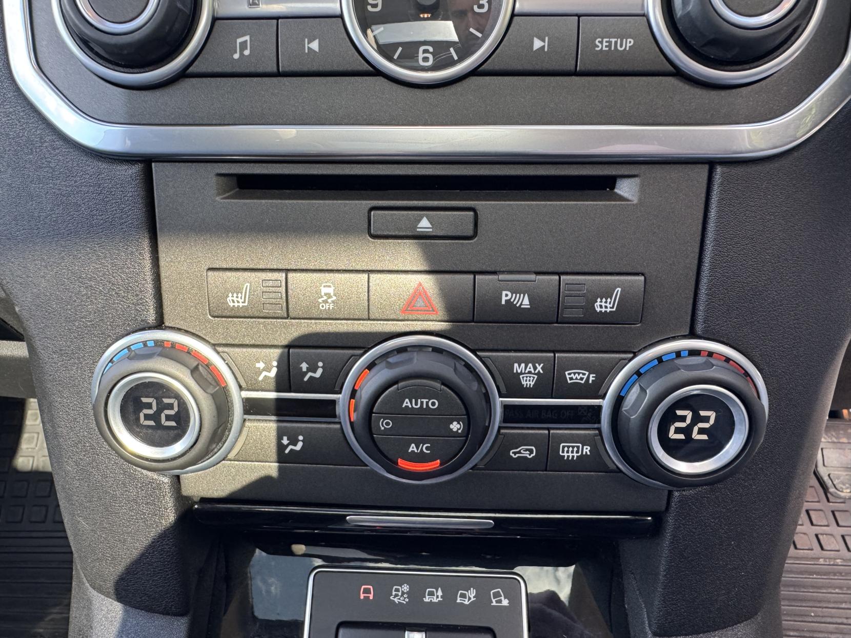 Land Rover Discovery 4 3.0 SD V6 Landmark SUV 5dr Diesel Auto 4WD Euro 6 (s/s) (256 bhp)