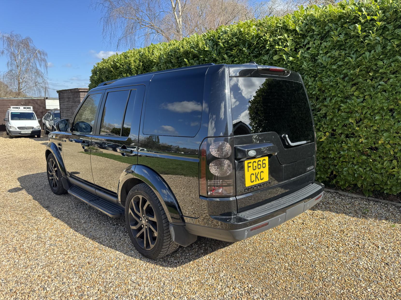 Land Rover Discovery 4 3.0 SD V6 Landmark SUV 5dr Diesel Auto 4WD Euro 6 (s/s) (256 bhp)