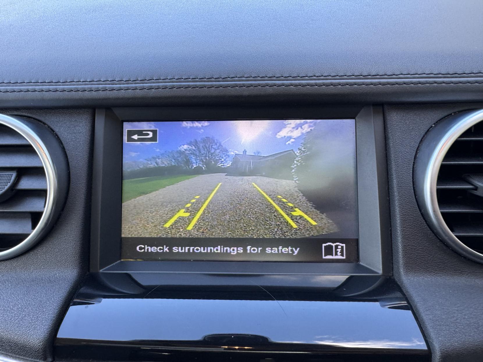 Land Rover Discovery 4 3.0 SD V6 Landmark SUV 5dr Diesel Auto 4WD Euro 6 (s/s) (256 bhp)