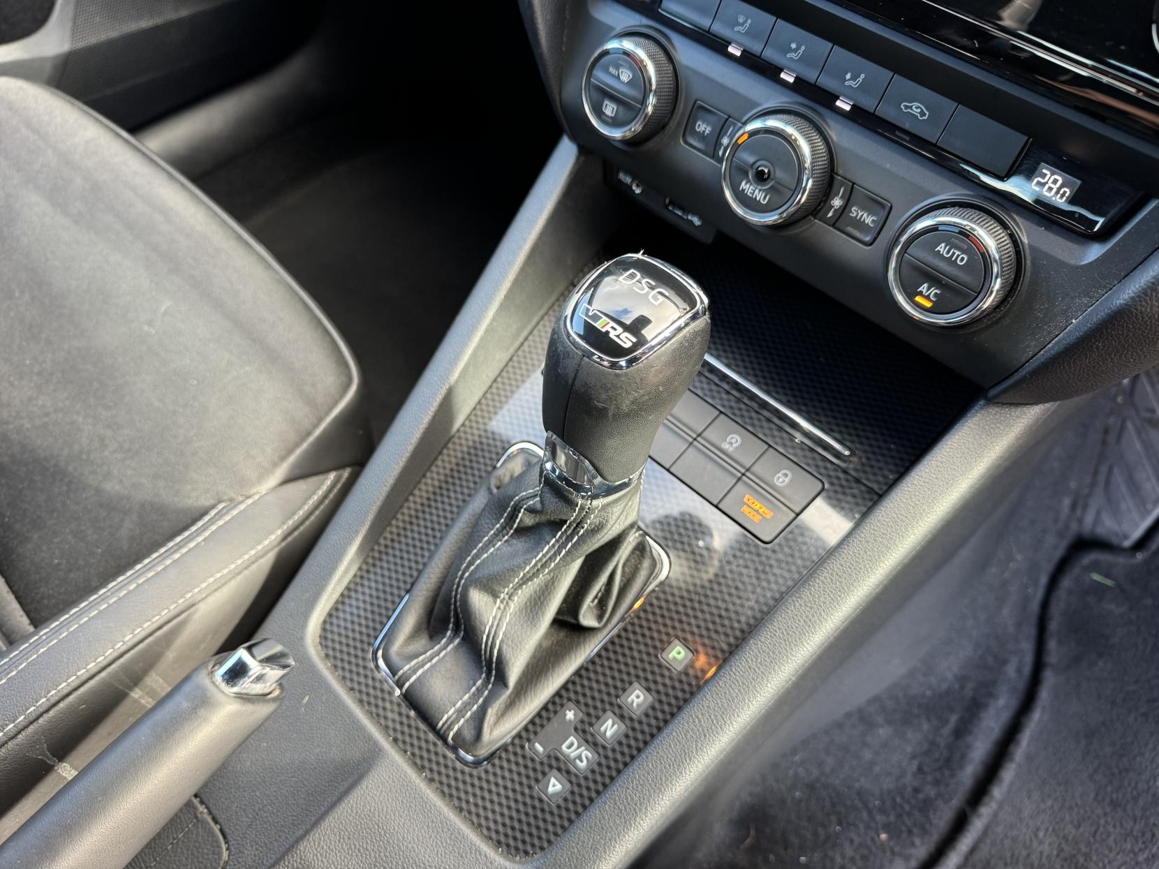 Skoda Octavia 2.0 TDI vRS Estate 5dr Diesel DSG Euro 6 (s/s) (SNav) (184 ps)