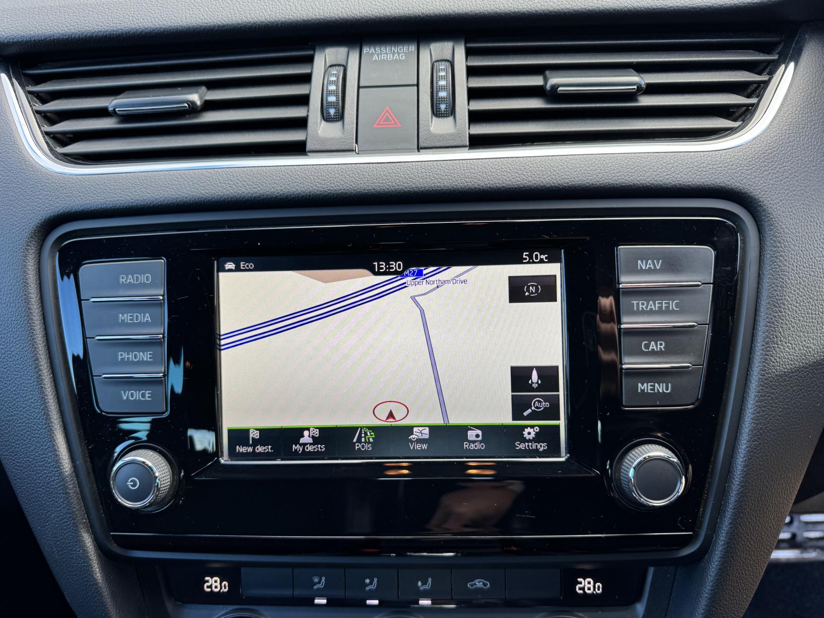 Skoda Octavia 2.0 TDI vRS Estate 5dr Diesel DSG Euro 6 (s/s) (SNav) (184 ps)