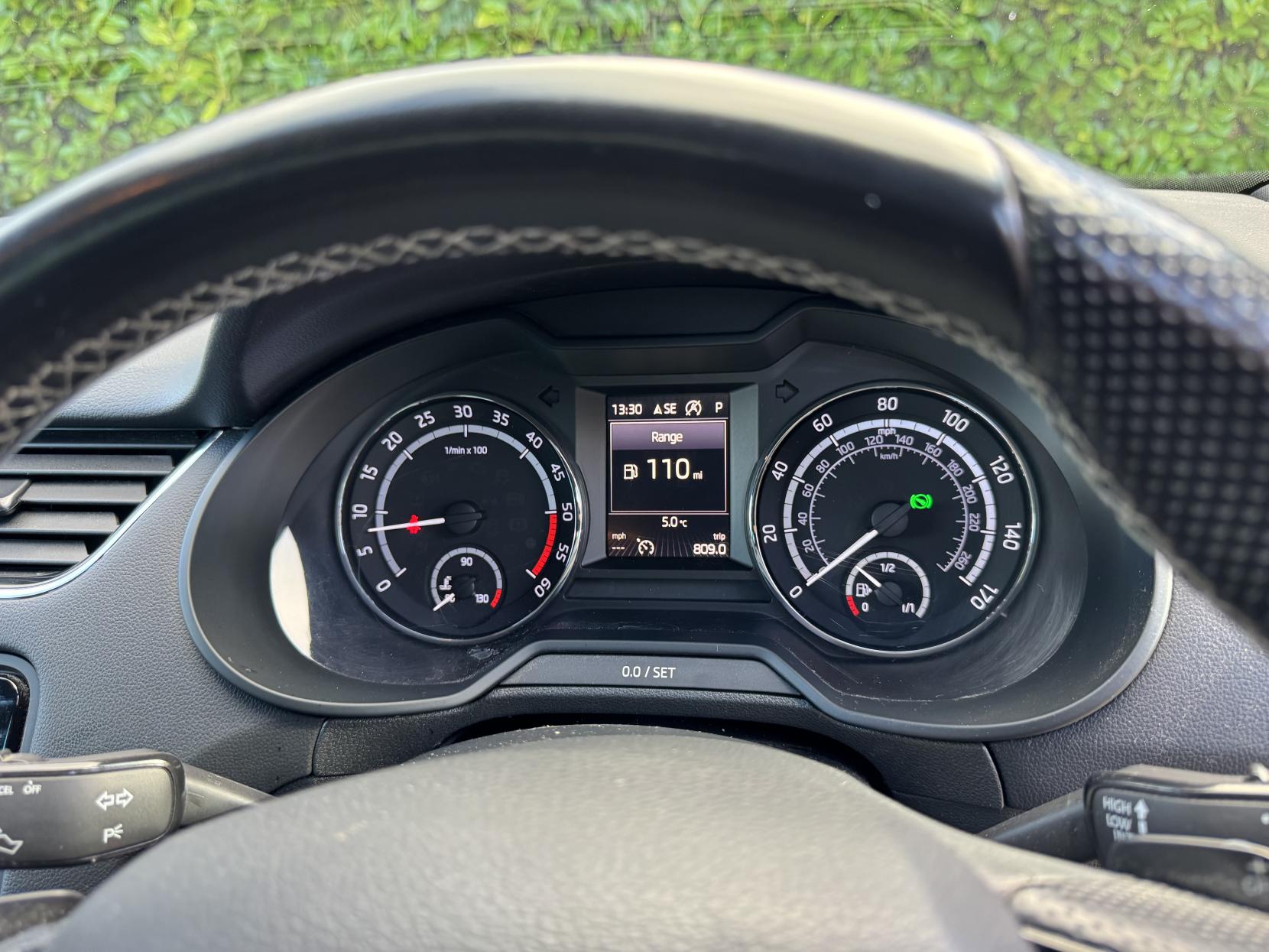 Skoda Octavia 2.0 TDI vRS Estate 5dr Diesel DSG Euro 6 (s/s) (SNav) (184 ps)