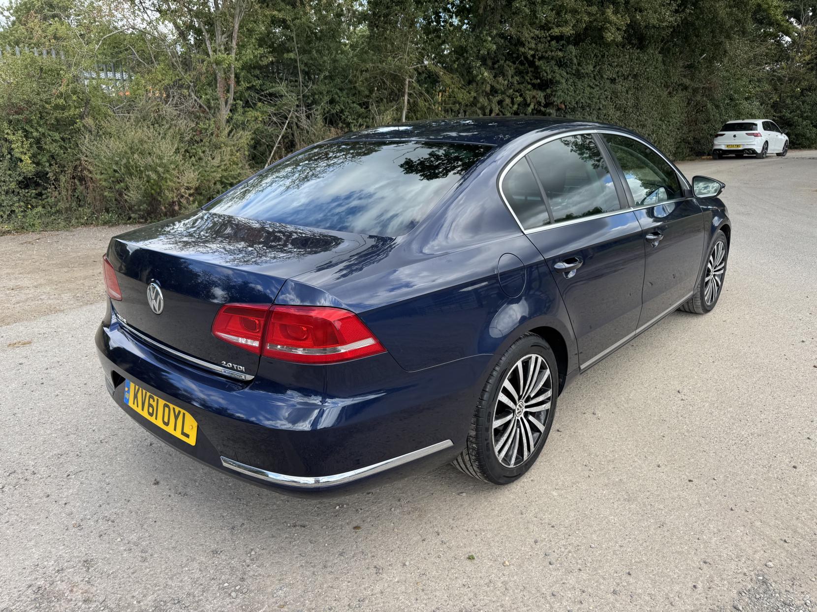 Volkswagen Passat 2.0 TDI BlueMotion Tech Sport Saloon 4dr Diesel Manual Euro 5 (s/s) (140 ps)