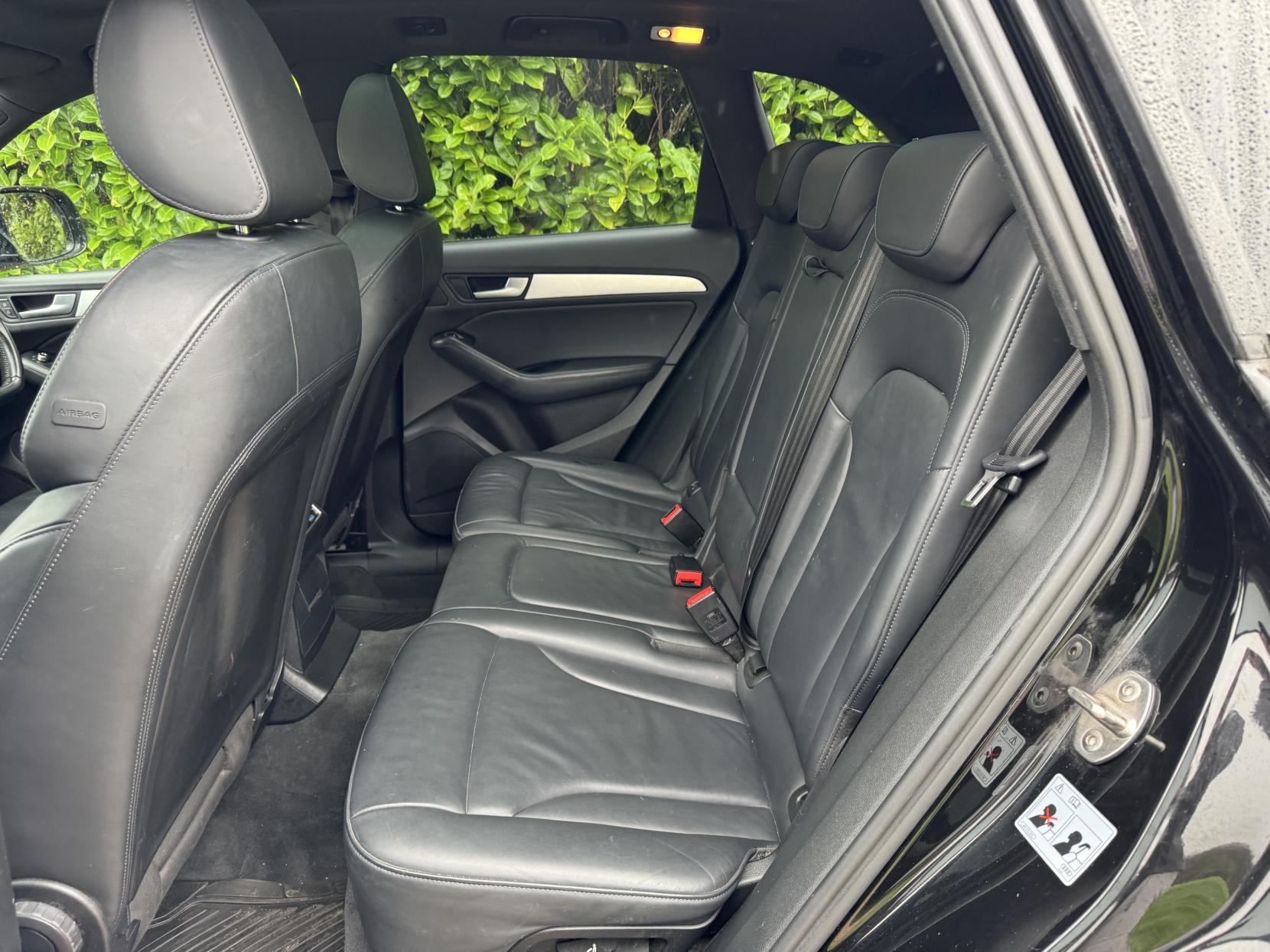 Audi Q5 3.0 TDI V6 S line Plus SUV 5dr Diesel S Tronic quattro Euro 5 (s/s) (245 ps)