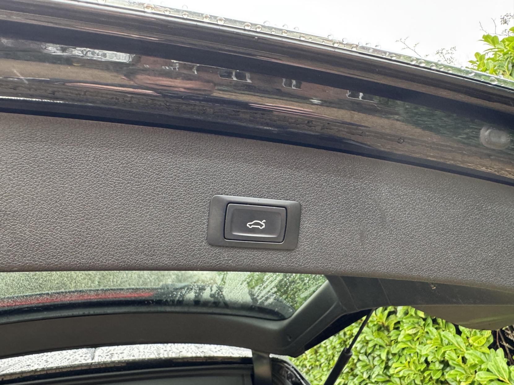 Audi Q5 3.0 TDI V6 S line Plus SUV 5dr Diesel S Tronic quattro Euro 5 (s/s) (245 ps)