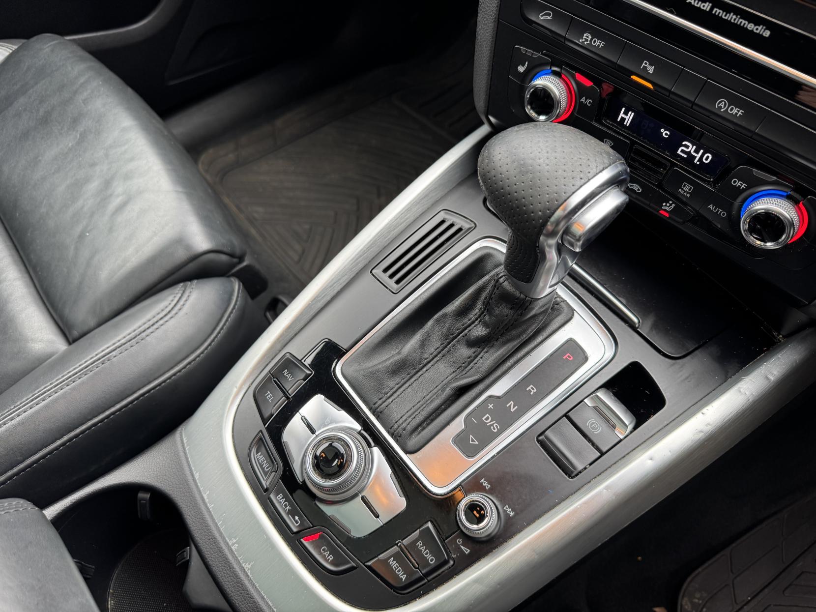 Audi Q5 3.0 TDI V6 S line Plus SUV 5dr Diesel S Tronic quattro Euro 5 (s/s) (245 ps)