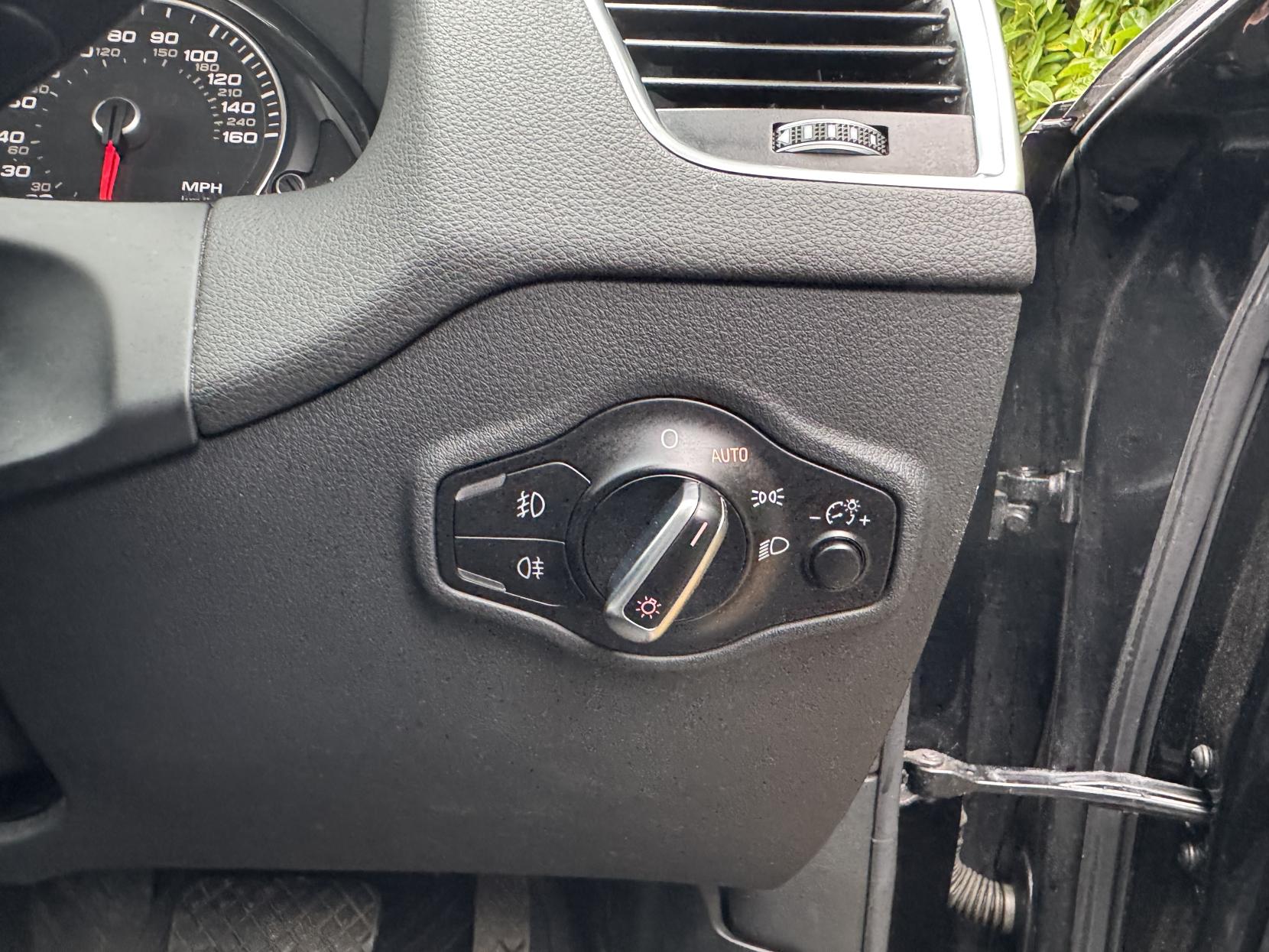 Audi Q5 3.0 TDI V6 S line Plus SUV 5dr Diesel S Tronic quattro Euro 5 (s/s) (245 ps)