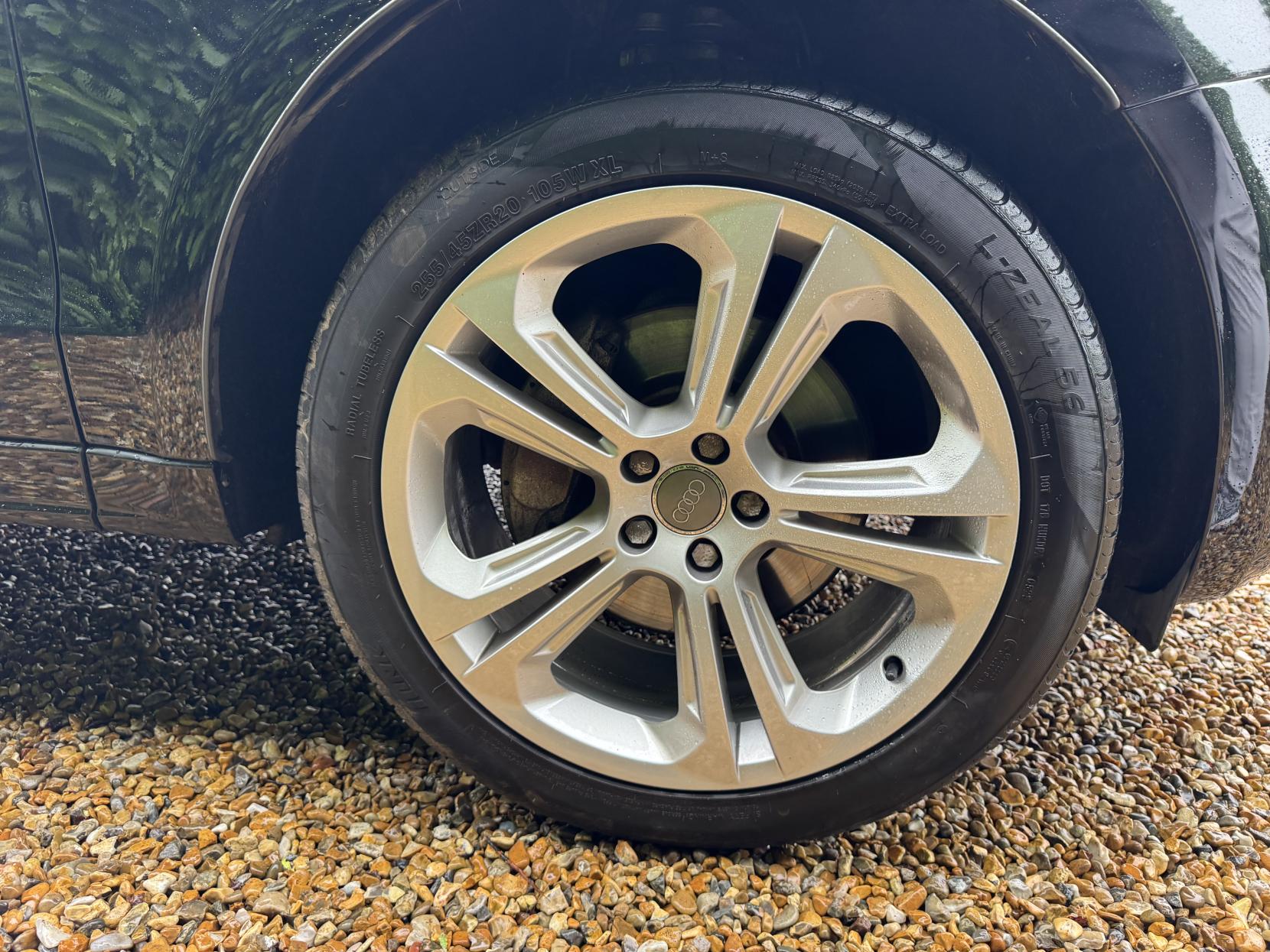 Audi Q5 3.0 TDI V6 S line Plus SUV 5dr Diesel S Tronic quattro Euro 5 (s/s) (245 ps)