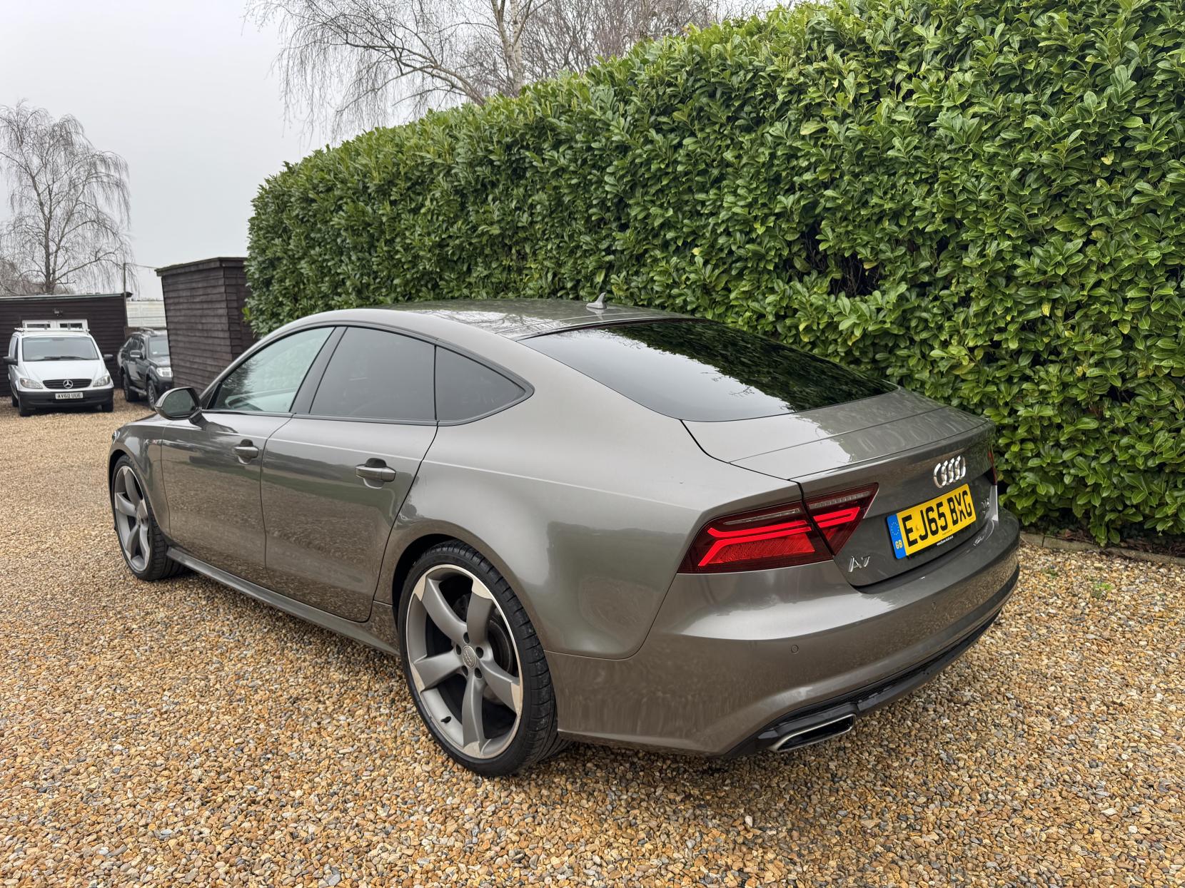 Audi A7 3.0 TDI V6 Black Edition Sportback 5dr Diesel S Tronic quattro Euro 6 (s/s) (218 ps)