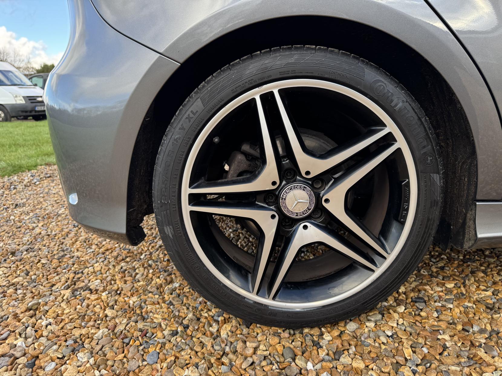 Mercedes-Benz A Class 2.1 A200 CDI AMG Night Edition Hatchback 5dr Diesel 7G-DCT Euro 6 (s/s) (136 ps)