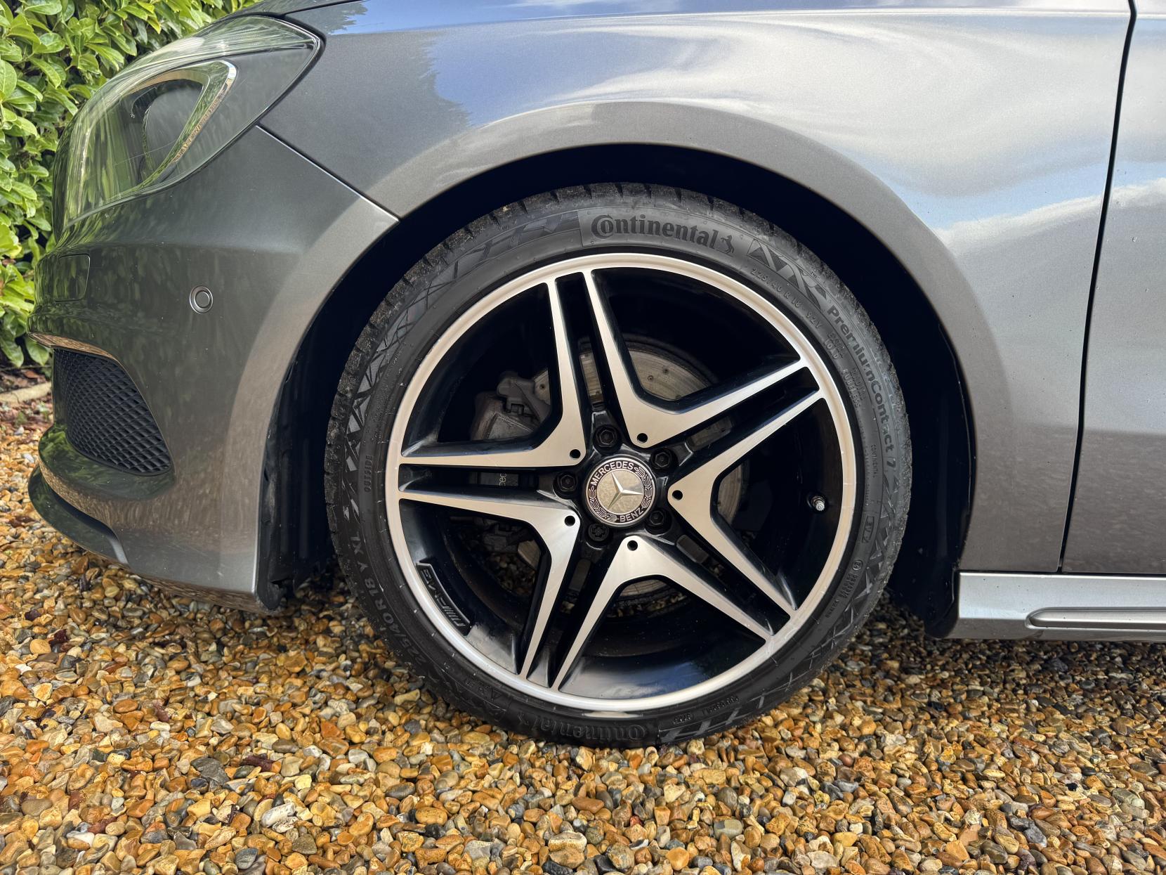 Mercedes-Benz A Class 2.1 A200 CDI AMG Night Edition Hatchback 5dr Diesel 7G-DCT Euro 6 (s/s) (136 ps)