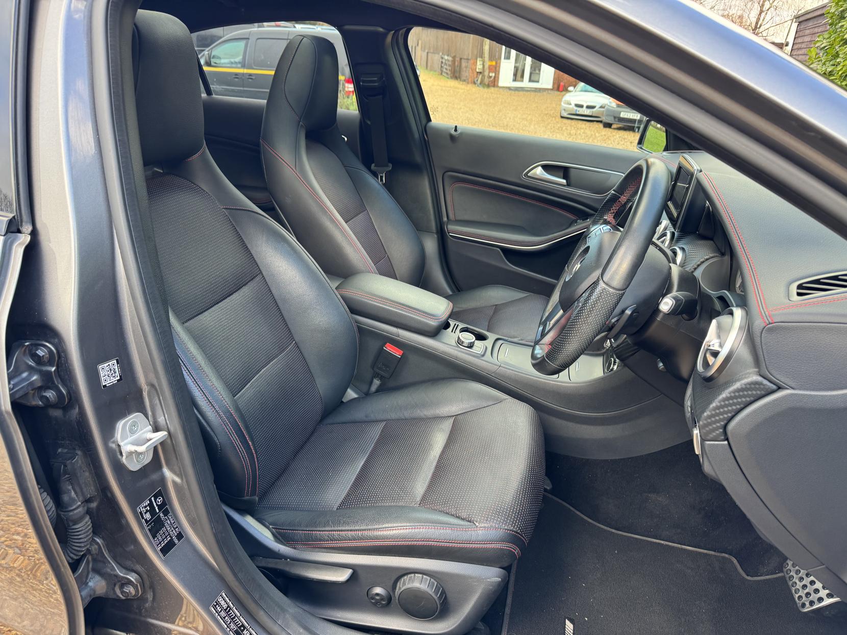 Mercedes-Benz A Class 2.1 A200 CDI AMG Night Edition Hatchback 5dr Diesel 7G-DCT Euro 6 (s/s) (136 ps)