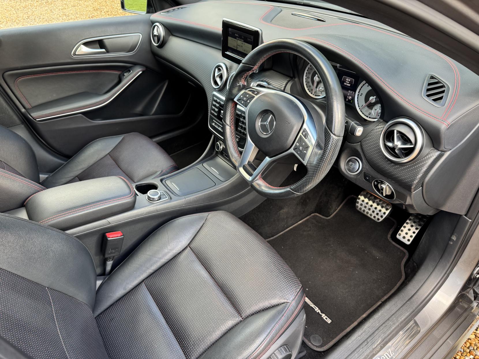 Mercedes-Benz A Class 2.1 A200 CDI AMG Night Edition Hatchback 5dr Diesel 7G-DCT Euro 6 (s/s) (136 ps)