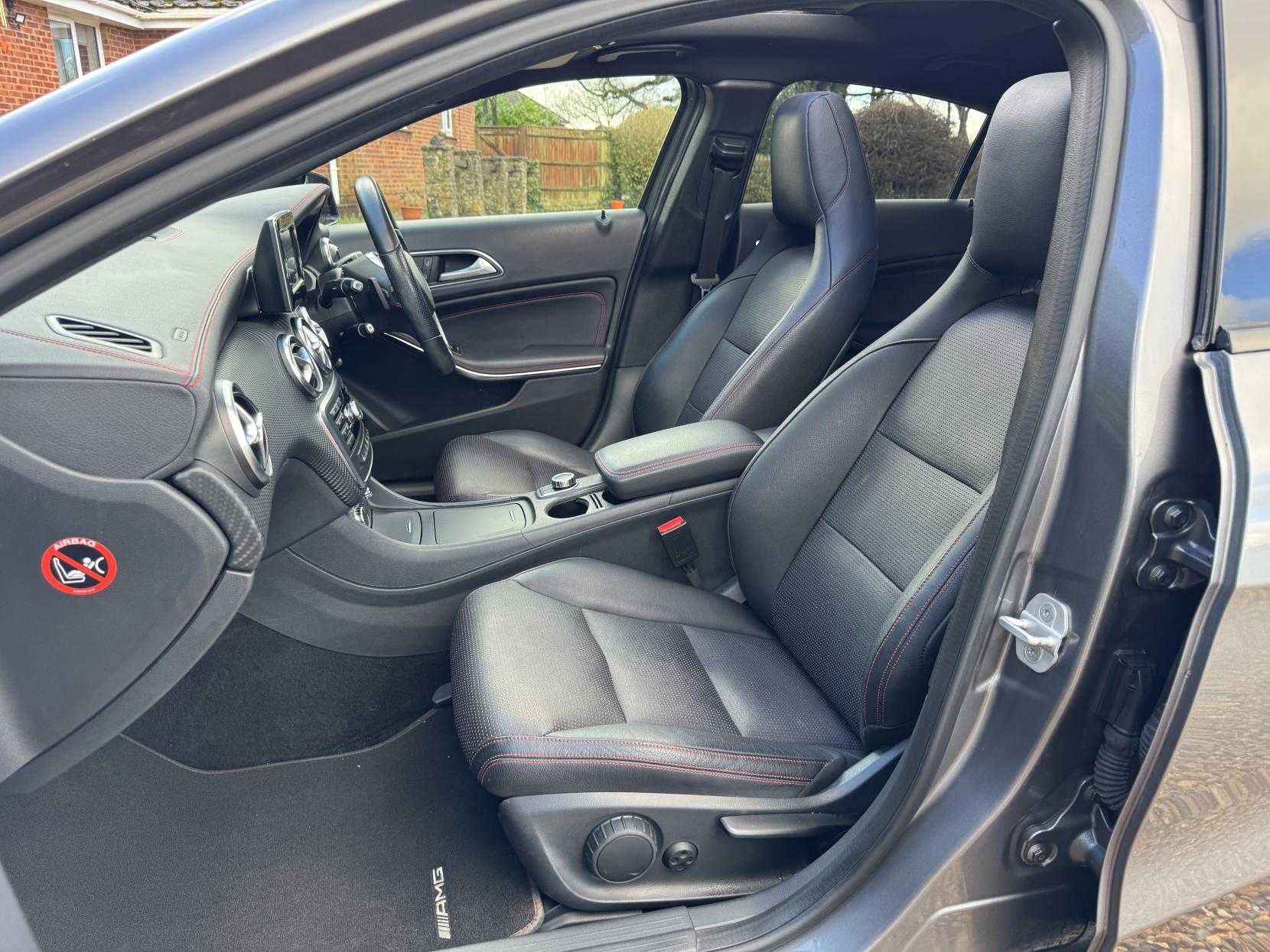 Mercedes-Benz A Class 2.1 A200 CDI AMG Night Edition Hatchback 5dr Diesel 7G-DCT Euro 6 (s/s) (136 ps)