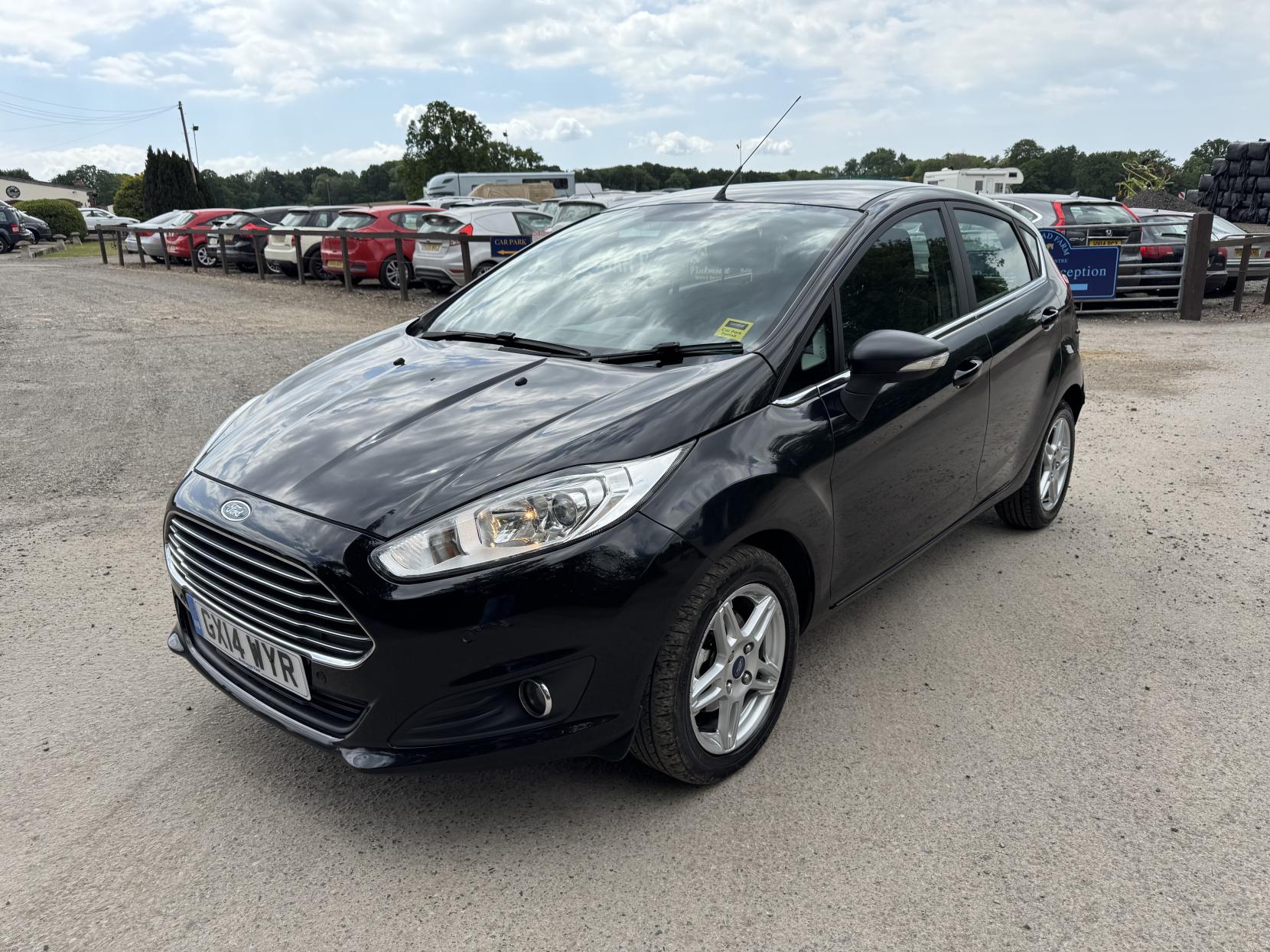 Ford Fiesta 1.5 TDCi Zetec Hatchback 5dr Diesel Manual Euro 5 (75 ps)