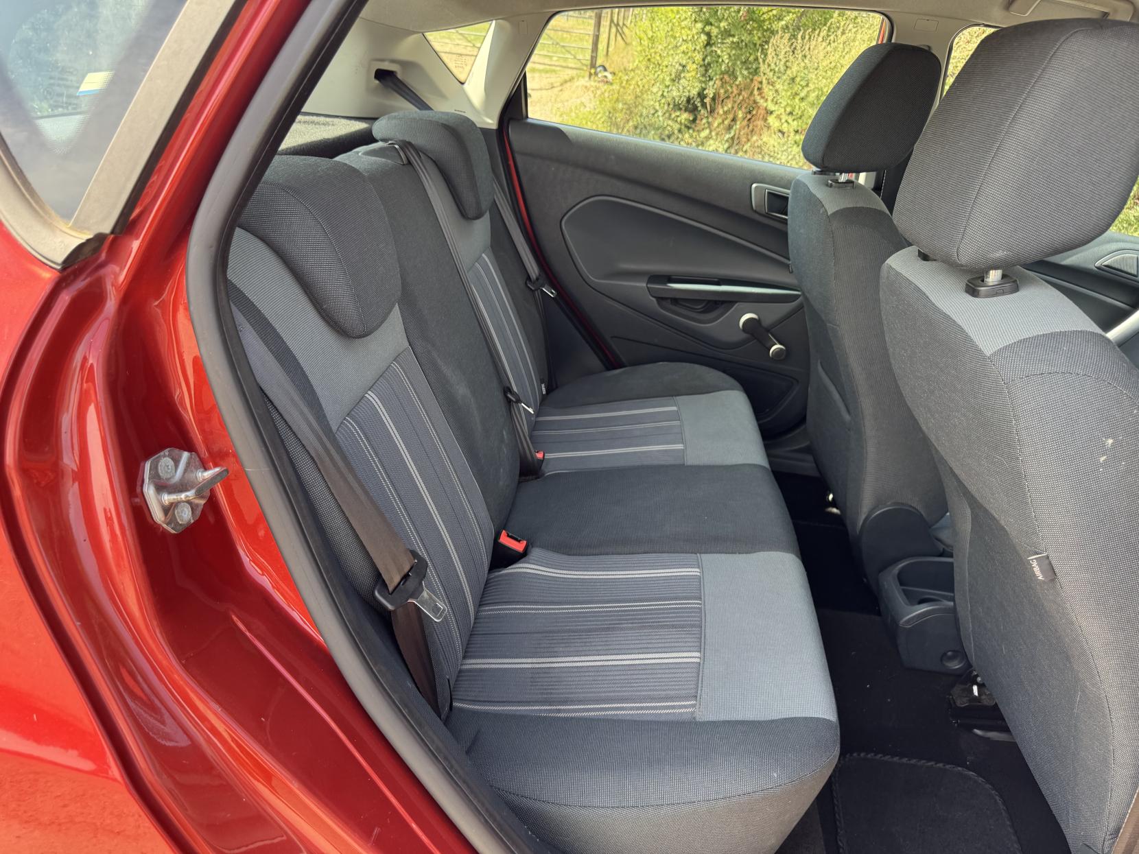 Ford Fiesta 1.25 Edge Hatchback 5dr Petrol Manual (127 g/km, 59 bhp)