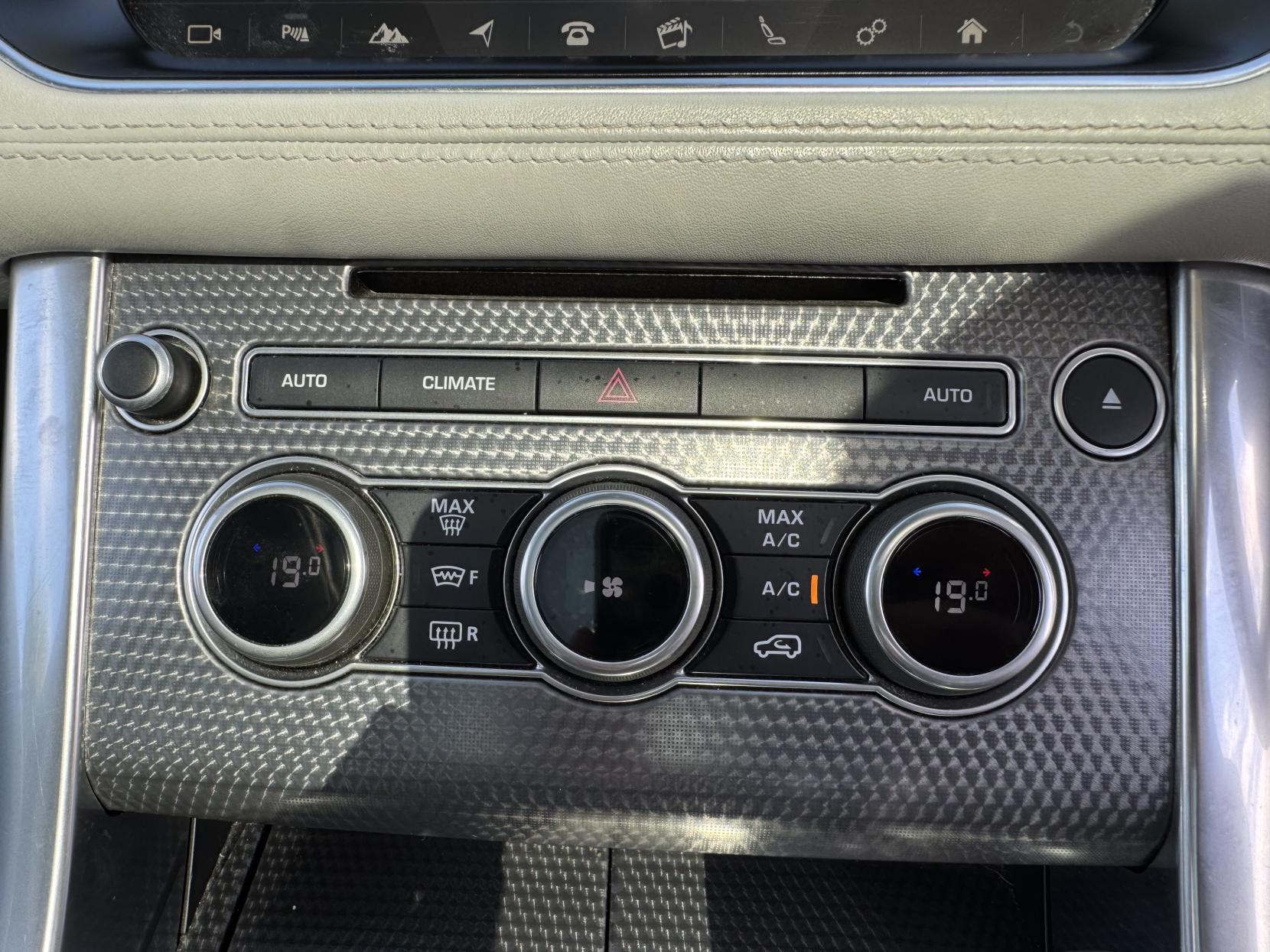 Land Rover Range Rover Sport 5.0 V8 SVR SUV 5dr Petrol Auto 4WD Euro 6 (s/s) (550 ps)