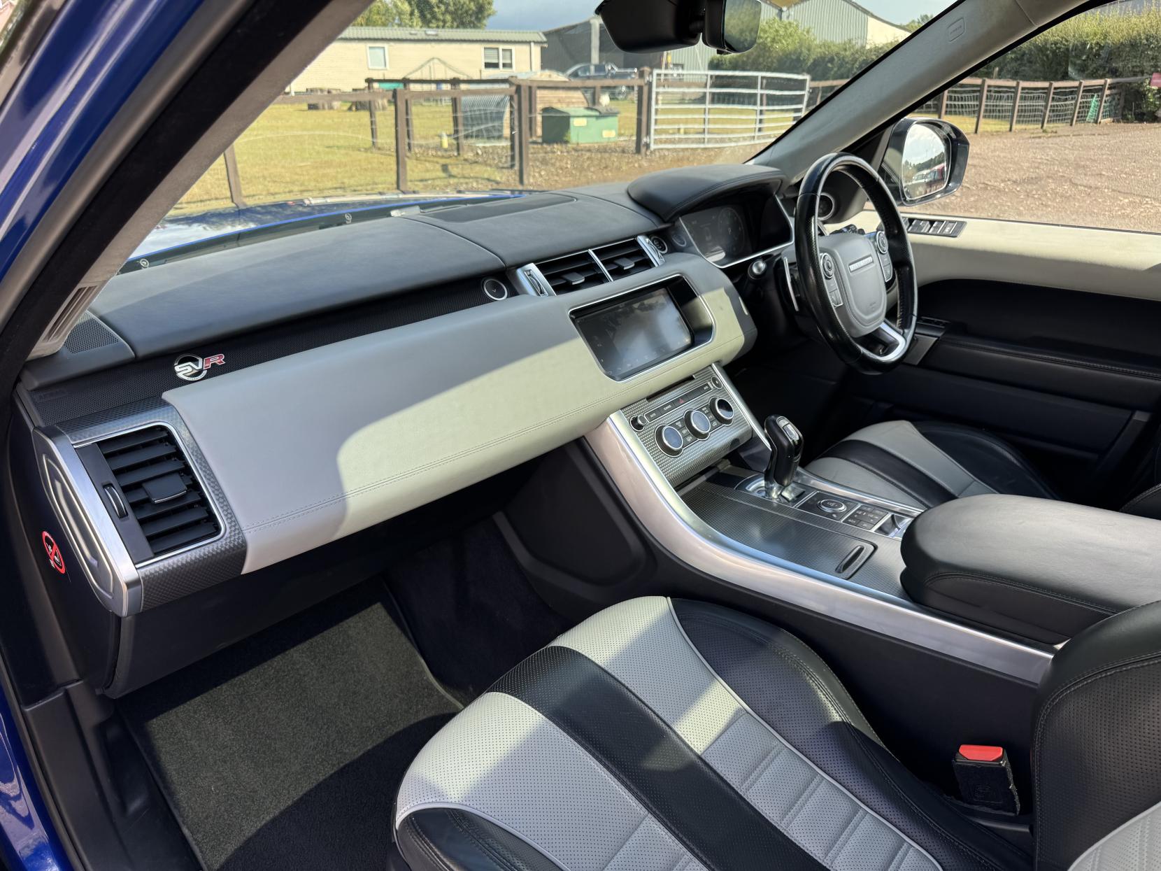 Land Rover Range Rover Sport 5.0 V8 SVR SUV 5dr Petrol Auto 4WD Euro 6 (s/s) (550 ps)