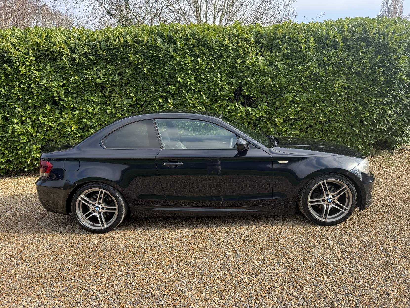 BMW 1 Series 2.0 118d Sport Plus Edition Coupe 2dr Diesel Steptronic Euro 5 (143 ps)