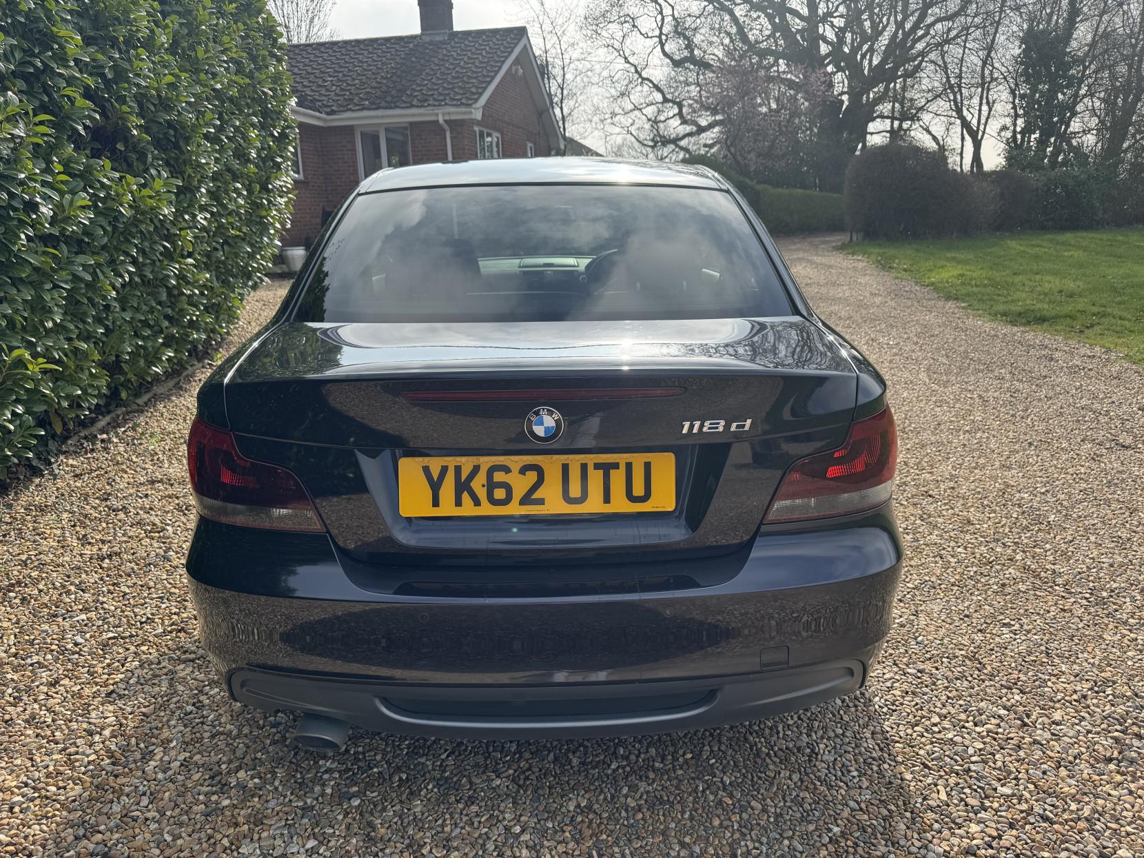 BMW 1 Series 2.0 118d Sport Plus Edition Coupe 2dr Diesel Steptronic Euro 5 (143 ps)