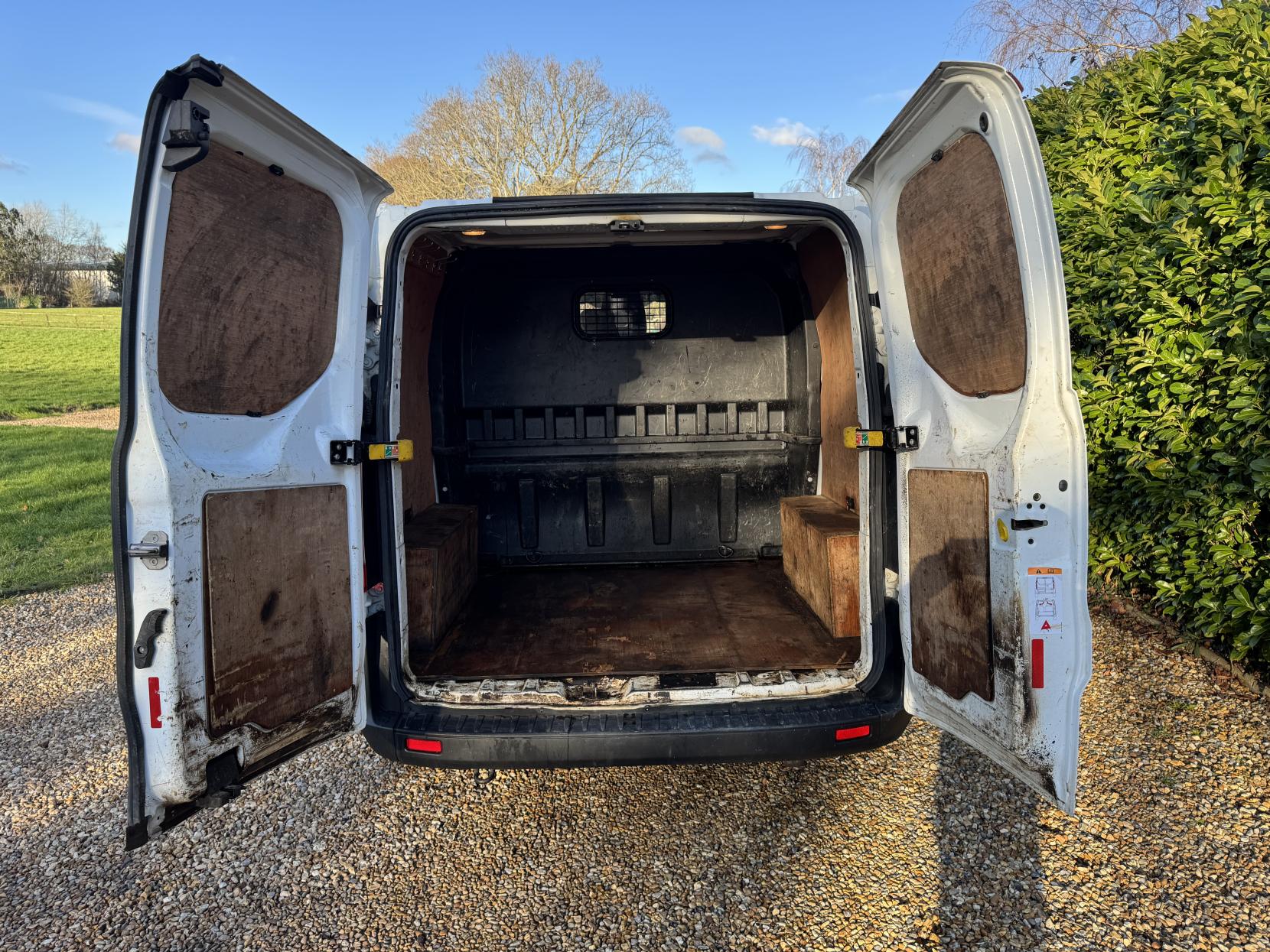 Ford Transit Custom 2.0 Leader Combi Van (2017 - 2023)