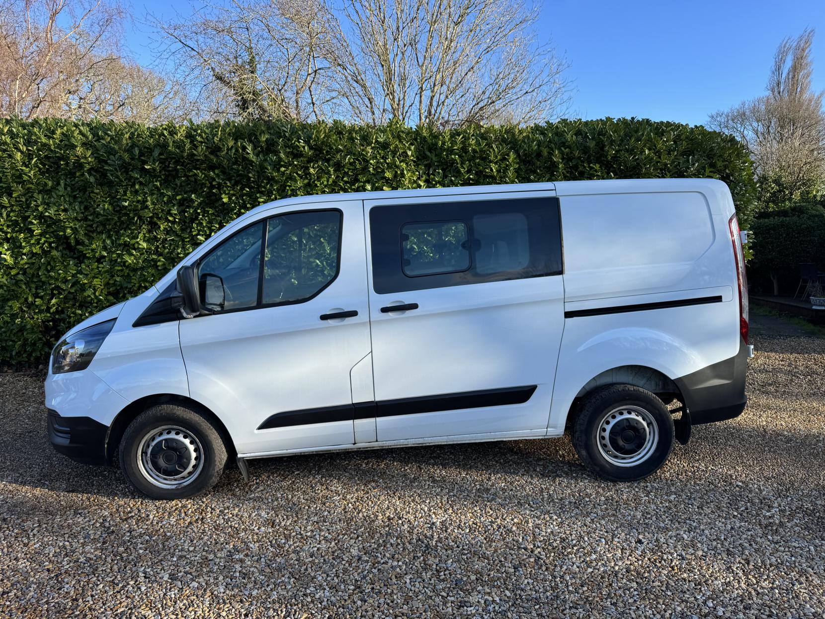 Ford Transit Custom 2.0 Leader Combi Van (2017 - 2023)