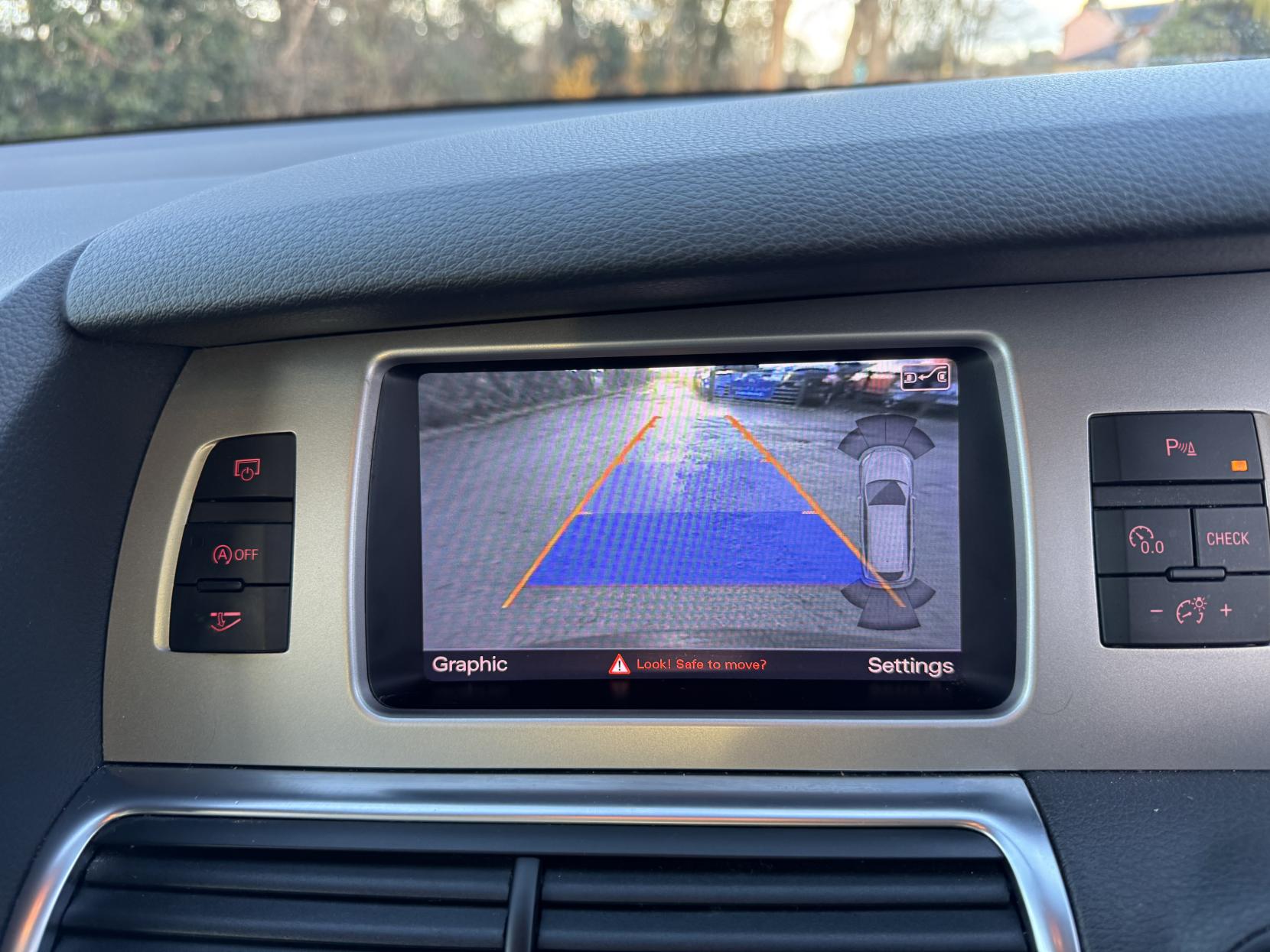 Audi Q7 3.0 TDI V6 S line Plus SUV 5dr Diesel Tiptronic quattro Euro 5 (s/s) (245 ps)