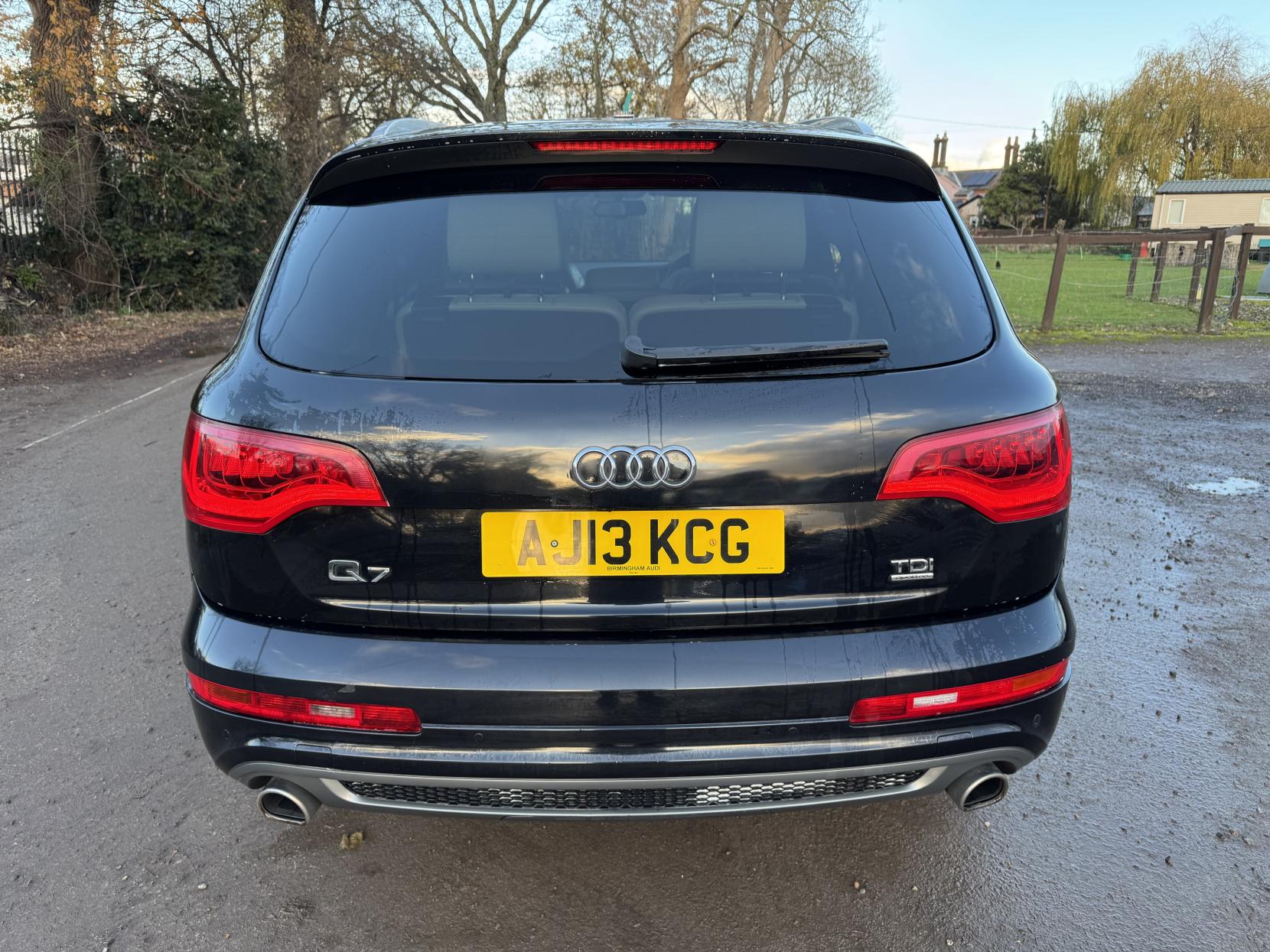 Audi Q7 3.0 TDI V6 S line Plus SUV 5dr Diesel Tiptronic quattro Euro 5 (s/s) (245 ps)