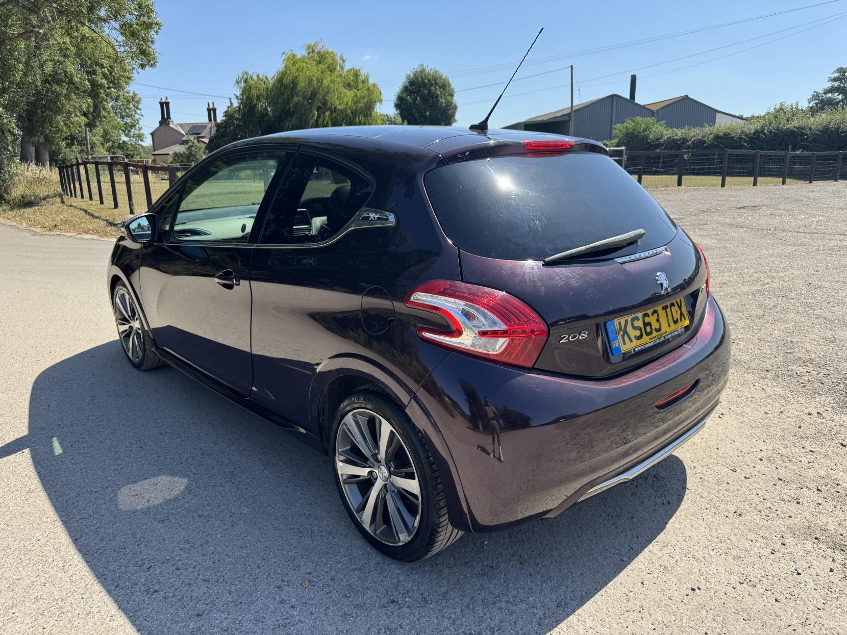 Peugeot 208 1.6 e-HDi XY Hatchback 3dr Diesel Manual Euro 5 (s/s) (115 ps)