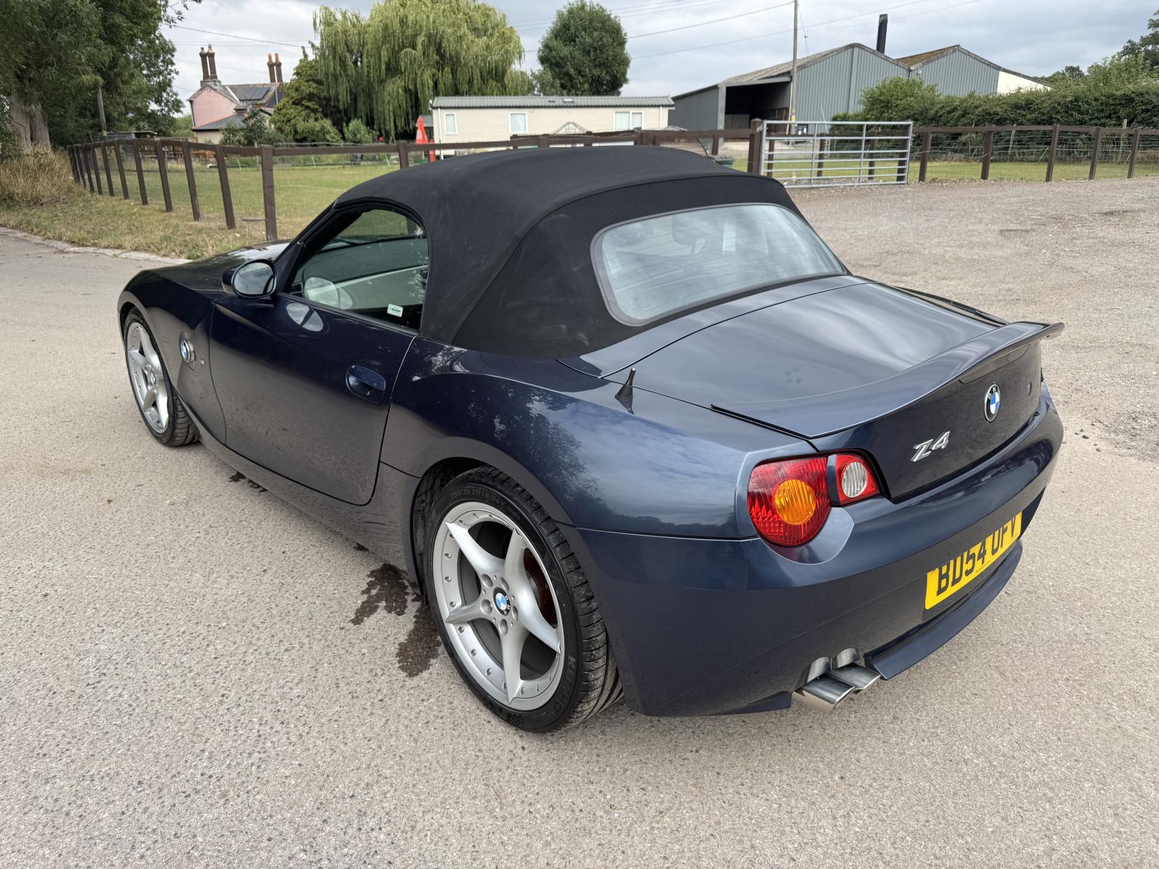 BMW Z4 2.5i SE Convertible 2dr Petrol SMG Euro 3 (192 bhp)