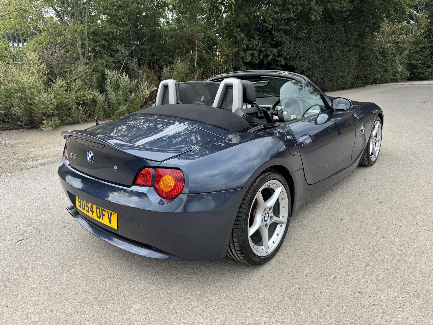 BMW Z4 2.5i SE Convertible 2dr Petrol SMG Euro 3 (192 bhp)
