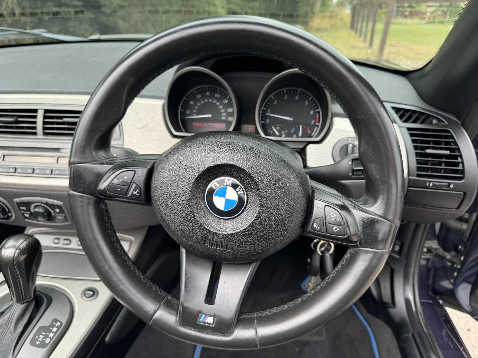BMW Z4 2.5i SE Convertible 2dr Petrol SMG Euro 3 (192 bhp)