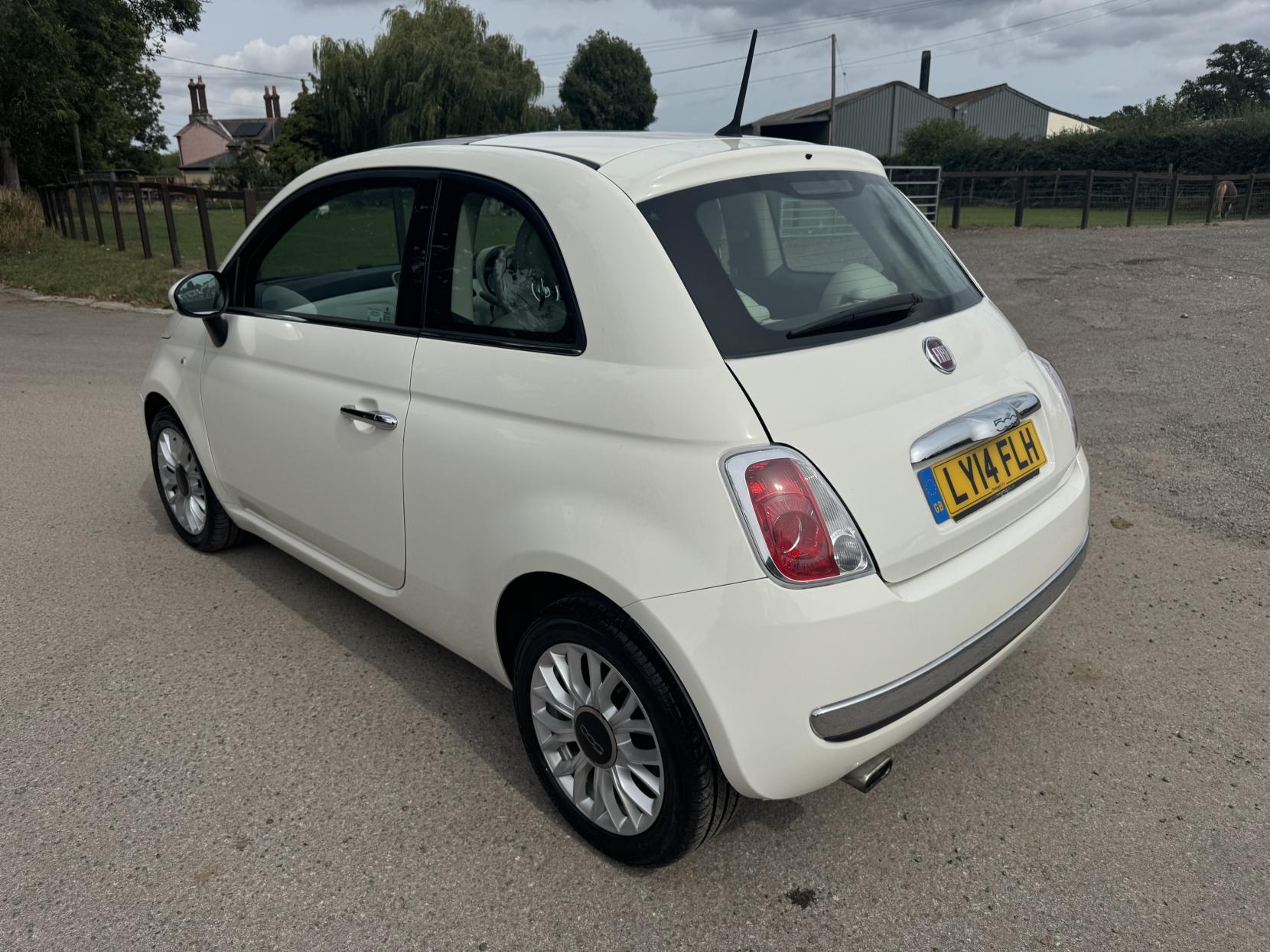 Fiat 500 1.2 Lounge Hatchback 3dr Petrol Manual Euro 6 (s/s) (69 bhp)