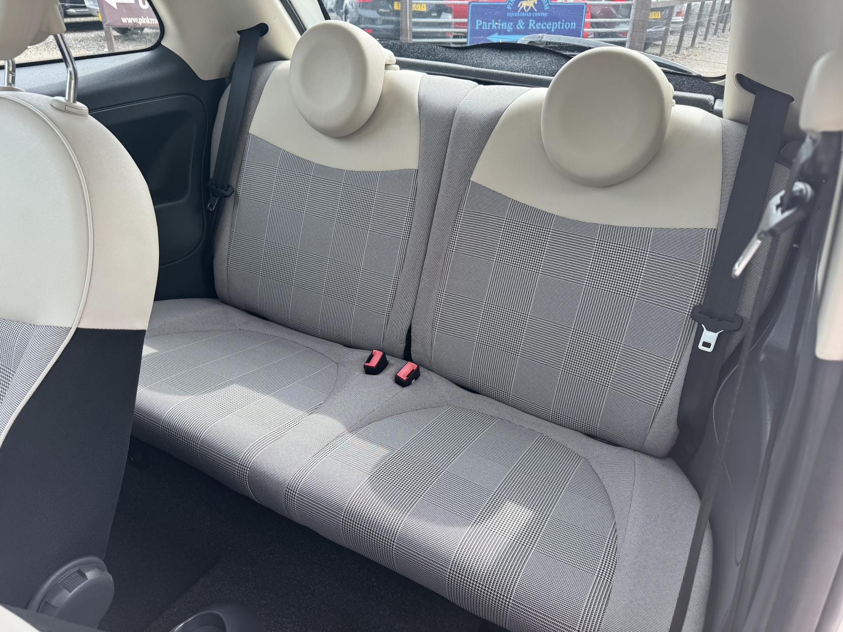 Fiat 500 1.2 Lounge Hatchback 3dr Petrol Manual Euro 6 (s/s) (69 bhp)