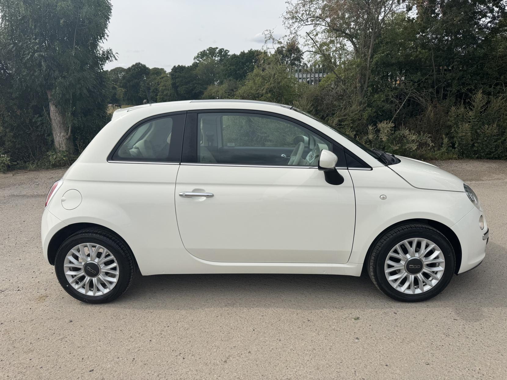 Fiat 500 1.2 Lounge Hatchback 3dr Petrol Manual Euro 6 (s/s) (69 bhp)