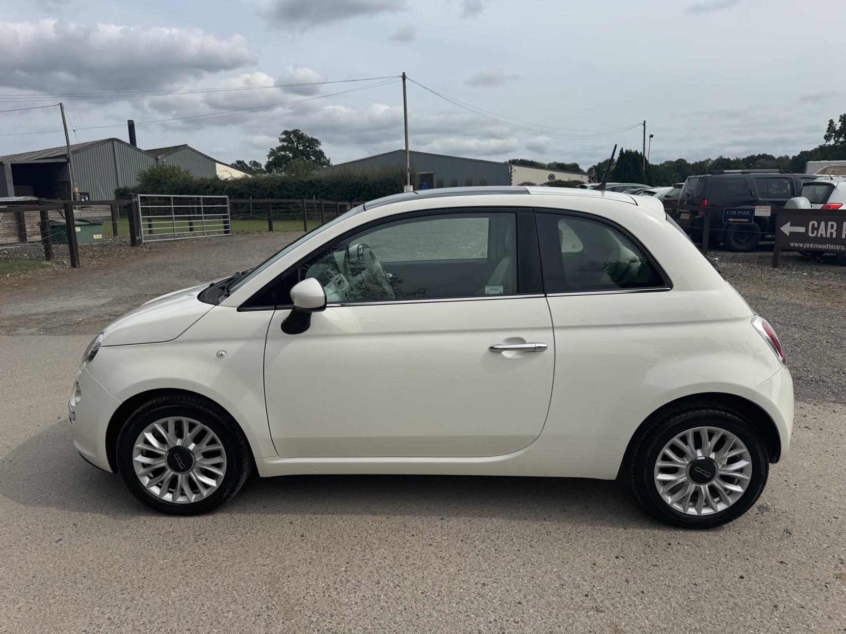 Fiat 500 1.2 Lounge Hatchback 3dr Petrol Manual Euro 6 (s/s) (69 bhp)