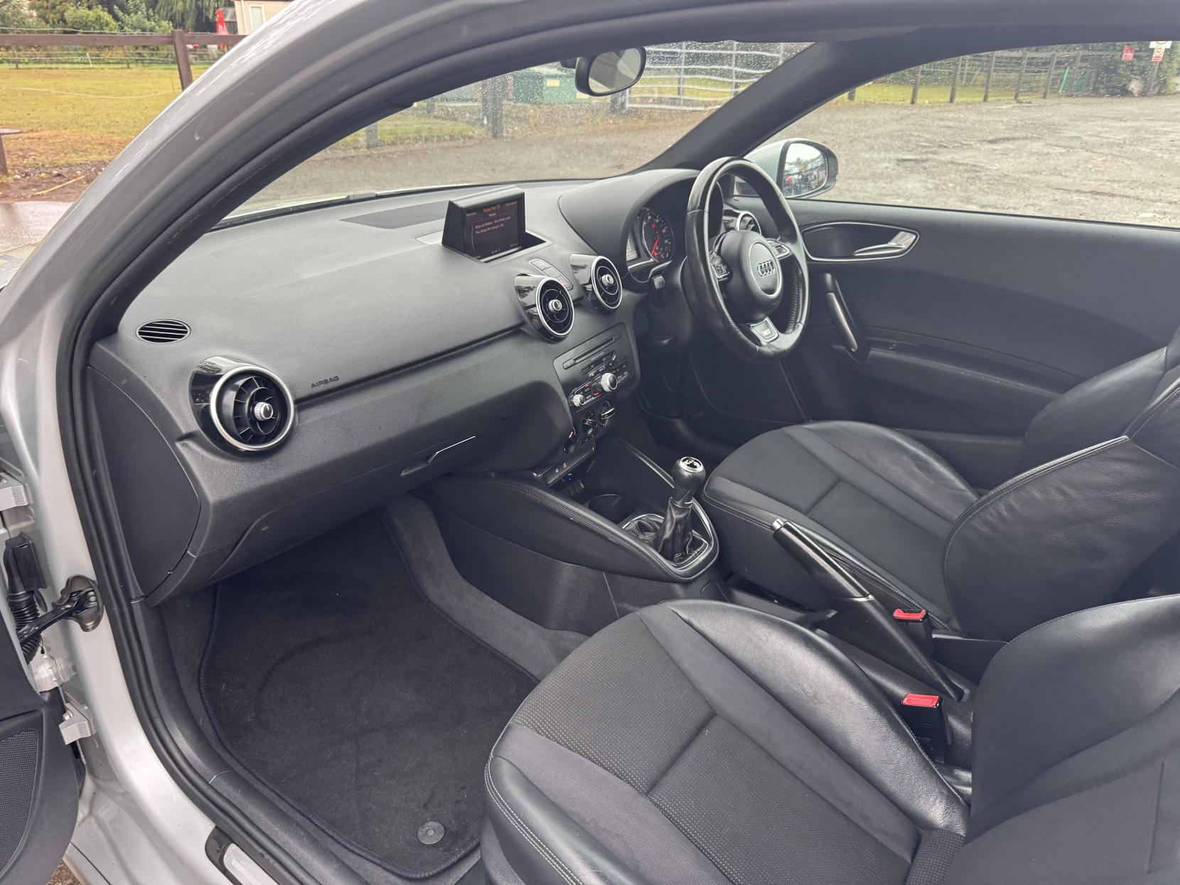 Audi A1 1.6 TDI S line Hatchback 3dr Diesel Manual Euro 5 (s/s) (105 ps)