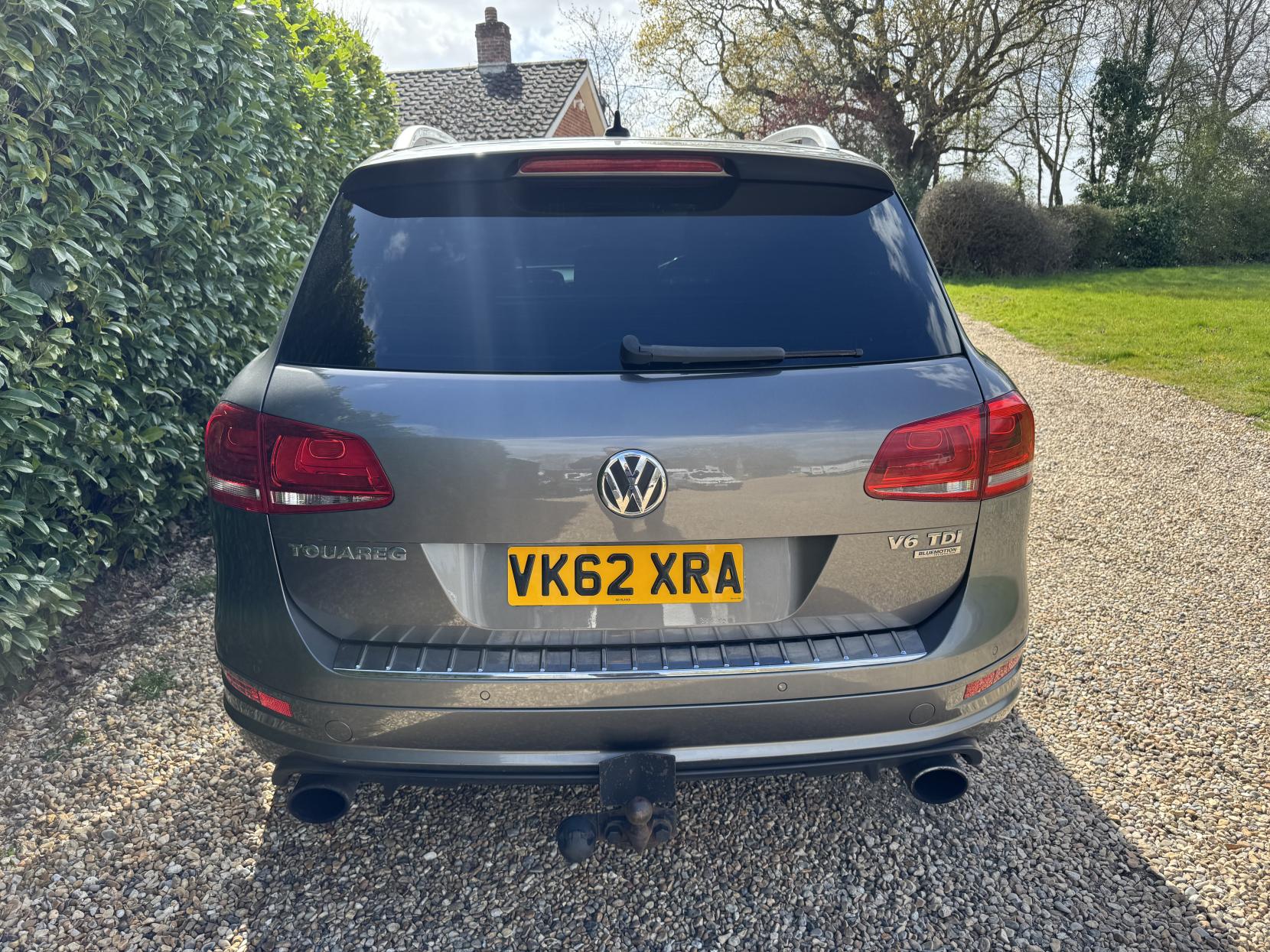 Volkswagen Touareg 3.0 TDI V6 BlueMotion Tech Altitude SUV 5dr Diesel Tiptronic 4WD Euro 5 (s/s) (245 ps)