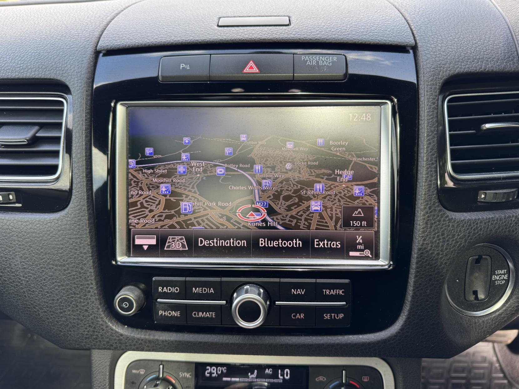 Volkswagen Touareg 3.0 TDI V6 BlueMotion Tech Altitude SUV 5dr Diesel Tiptronic 4WD Euro 5 (s/s) (245 ps)