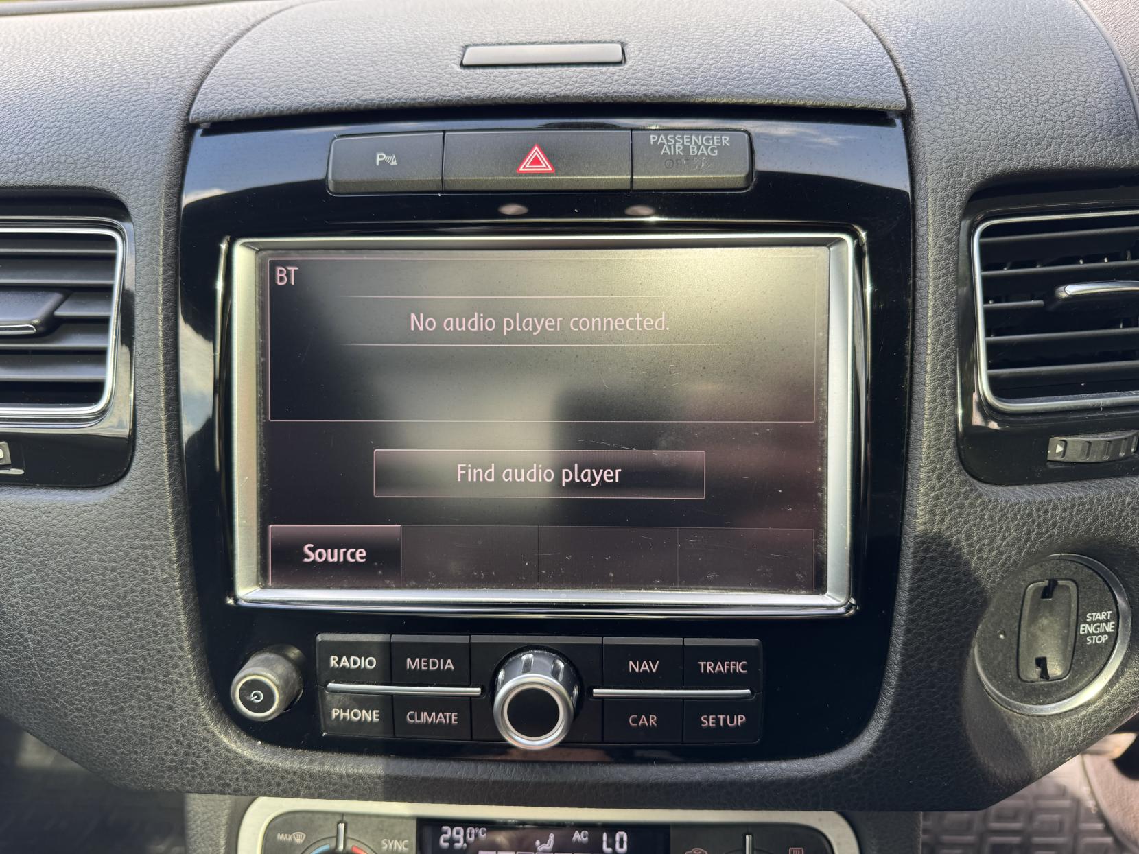 Volkswagen Touareg 3.0 TDI V6 BlueMotion Tech Altitude SUV 5dr Diesel Tiptronic 4WD Euro 5 (s/s) (245 ps)